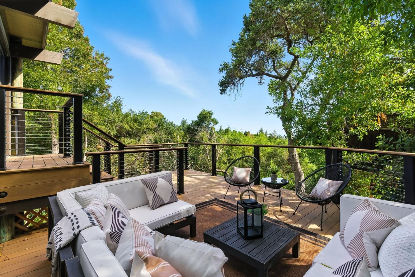 3909 Pepper Tree Court