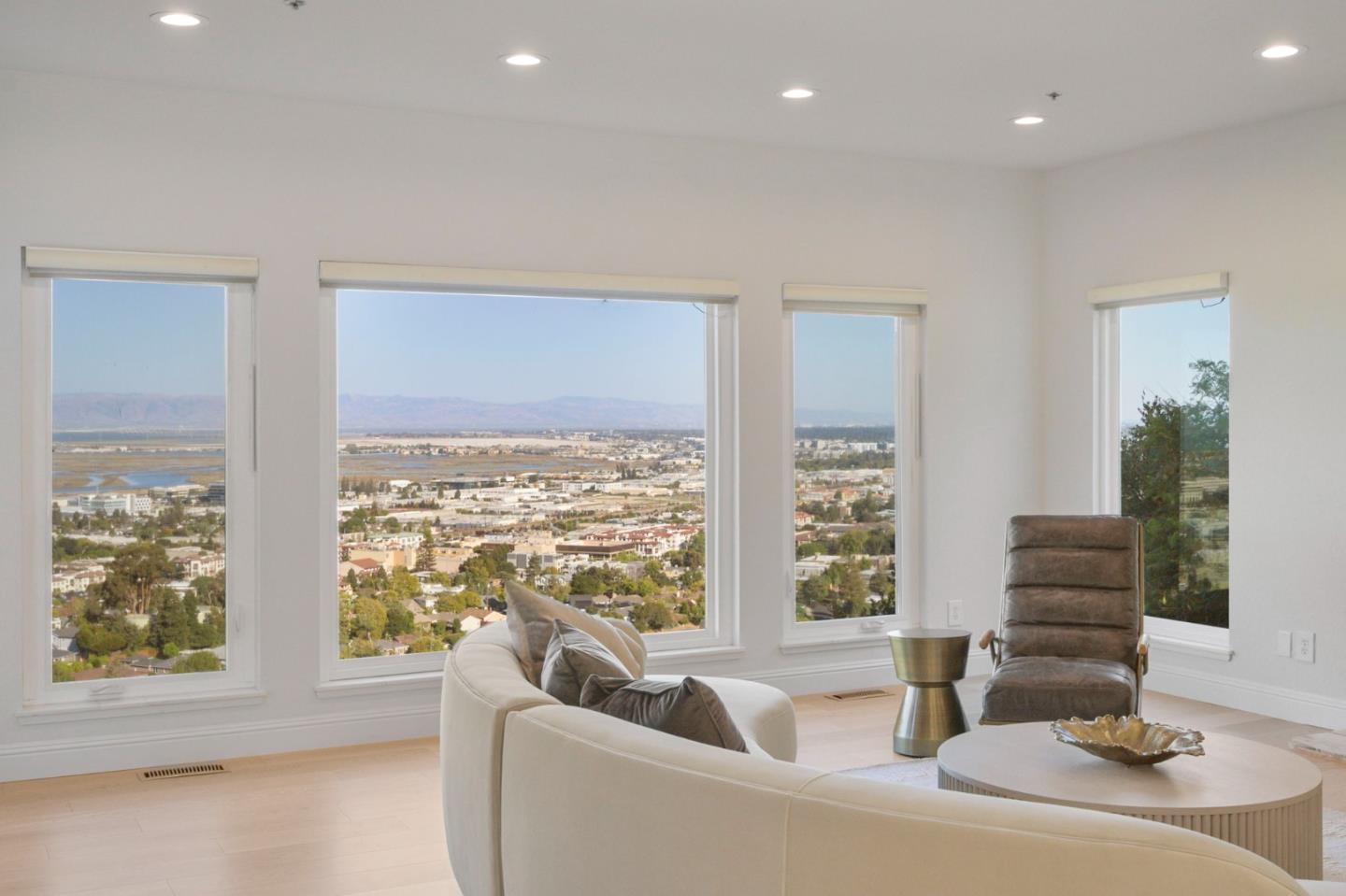 70 Ensenada Road