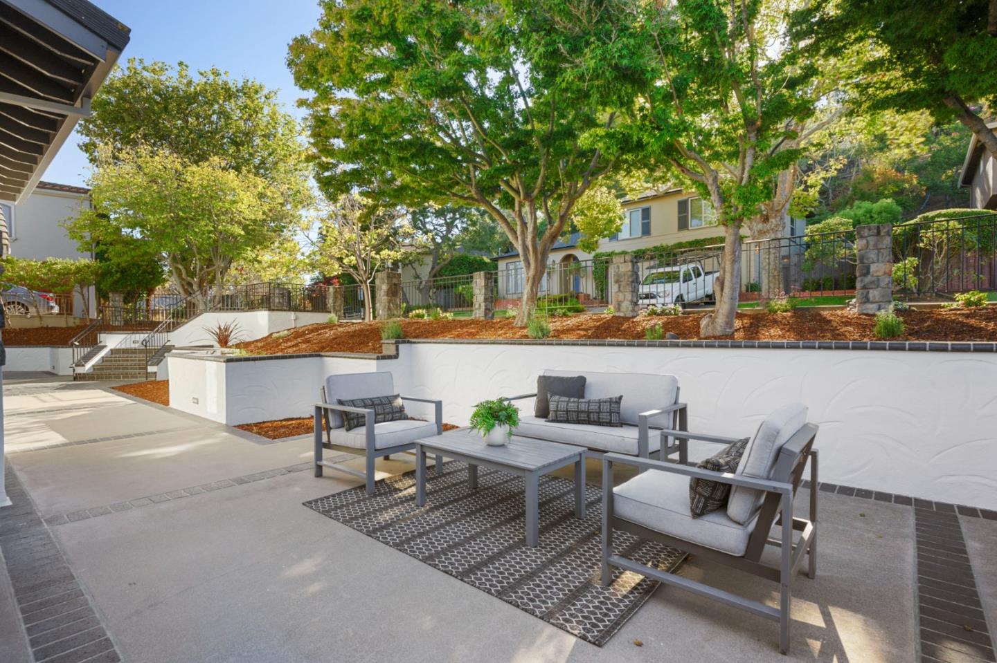 70 Ensenada Road