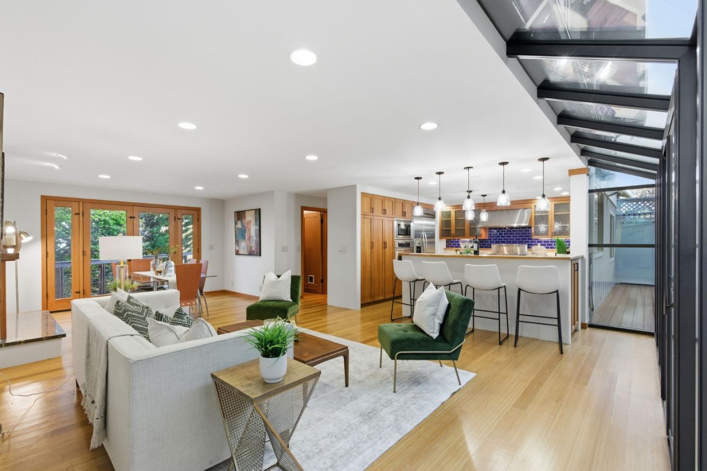 1700 Valley View Avenue