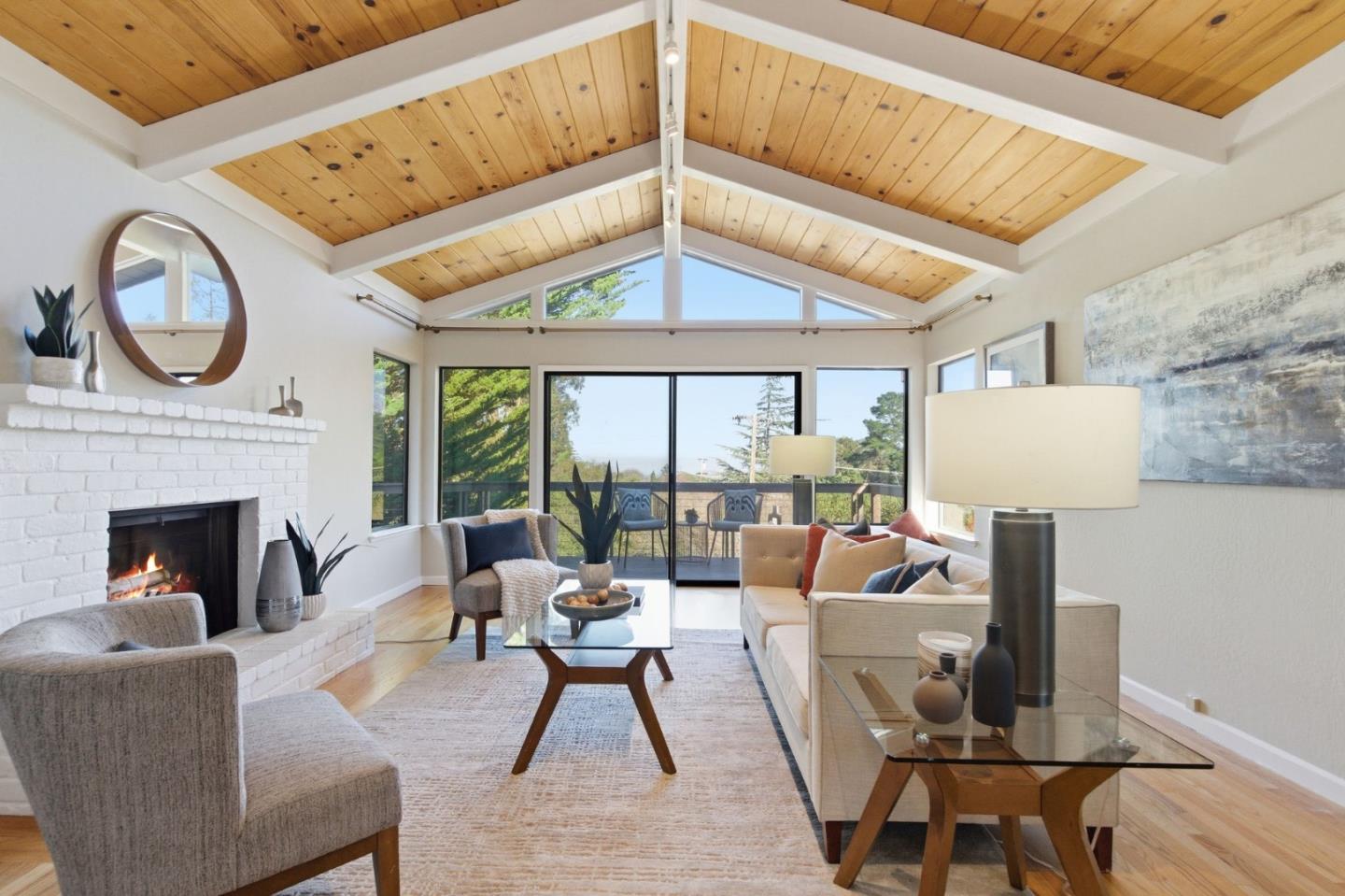 1700 Valley View Avenue