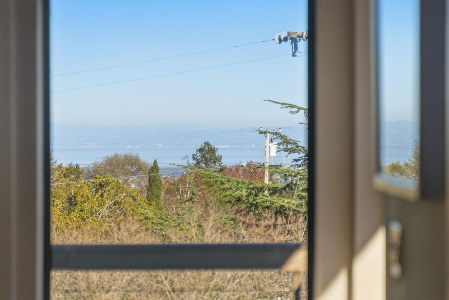 1700 Valley View Avenue