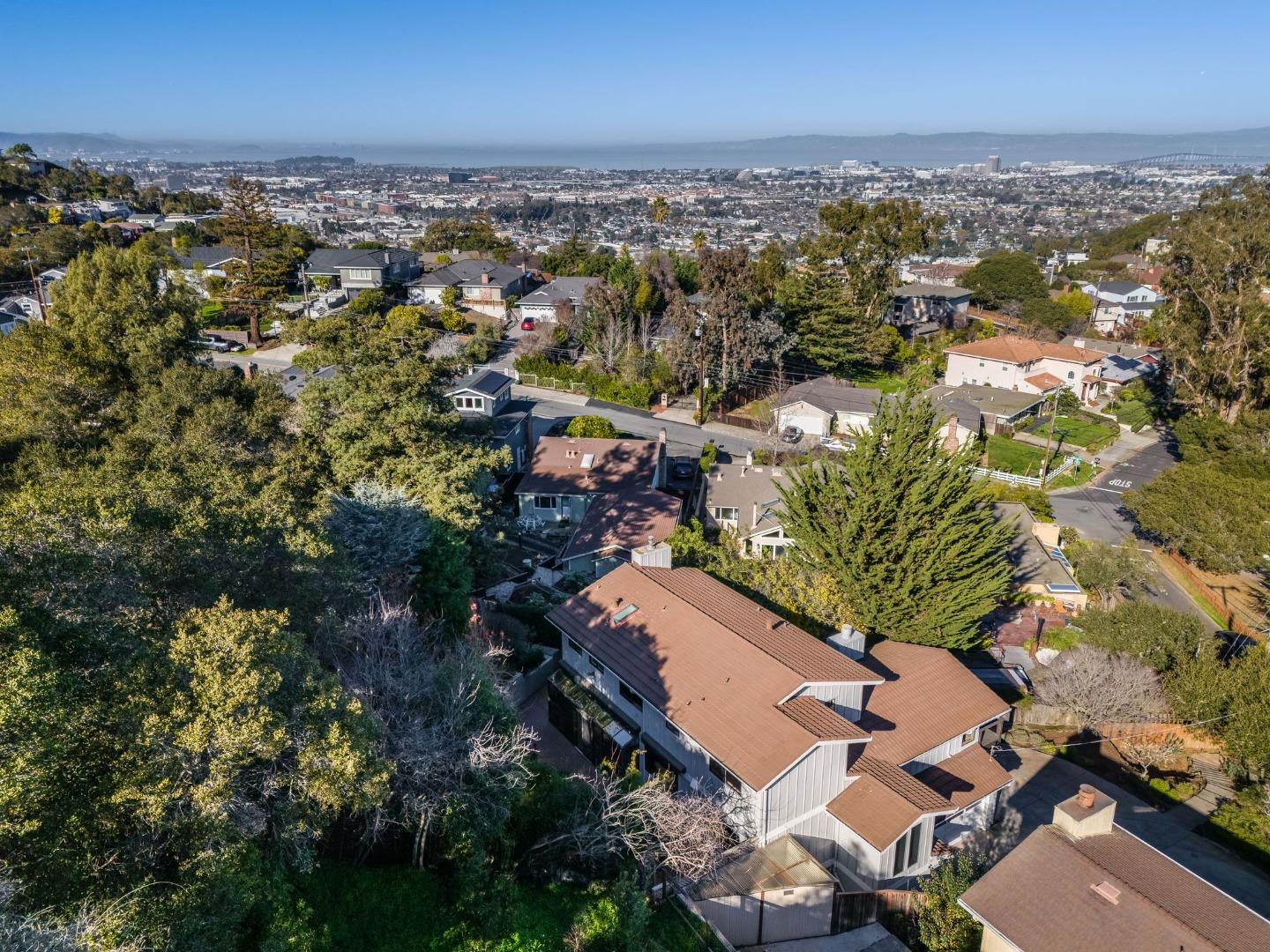 1700 Valley View Avenue