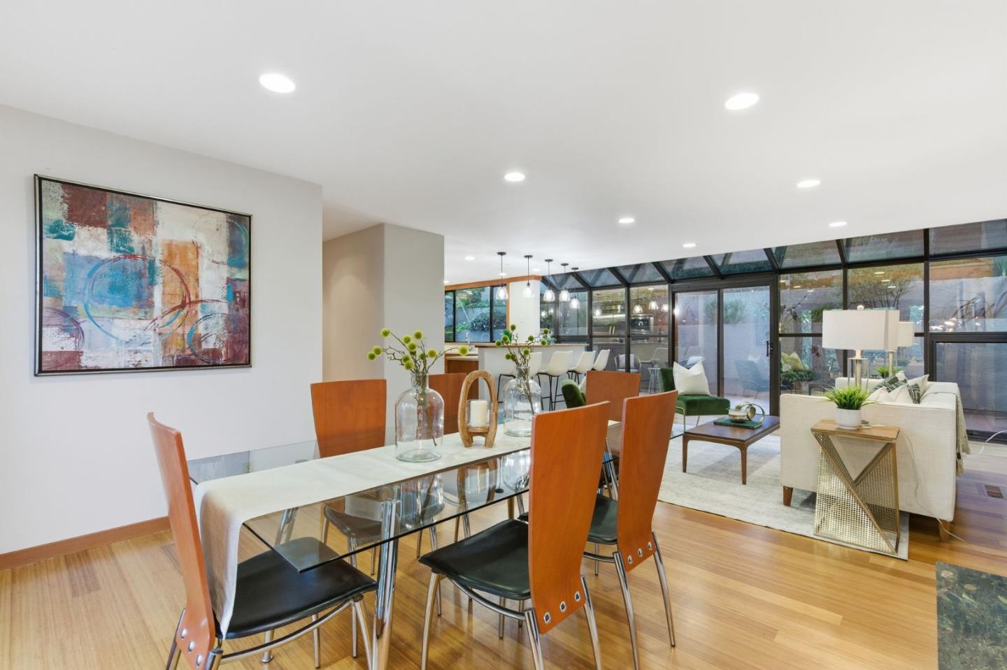 1700 Valley View Avenue