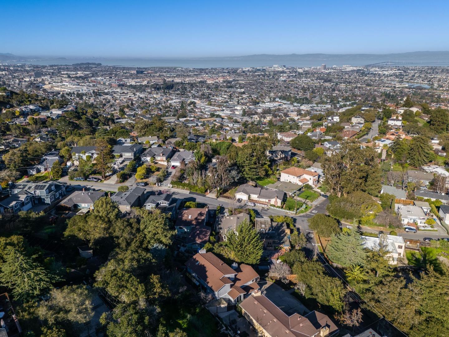 1700 Valley View Avenue