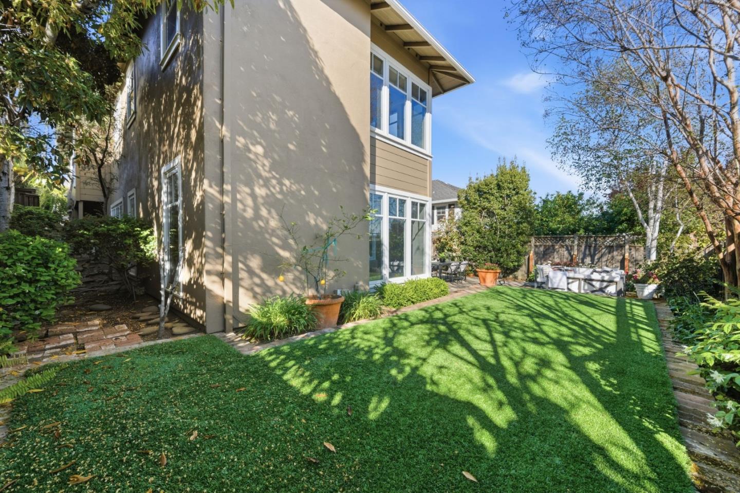 419 Hill Way