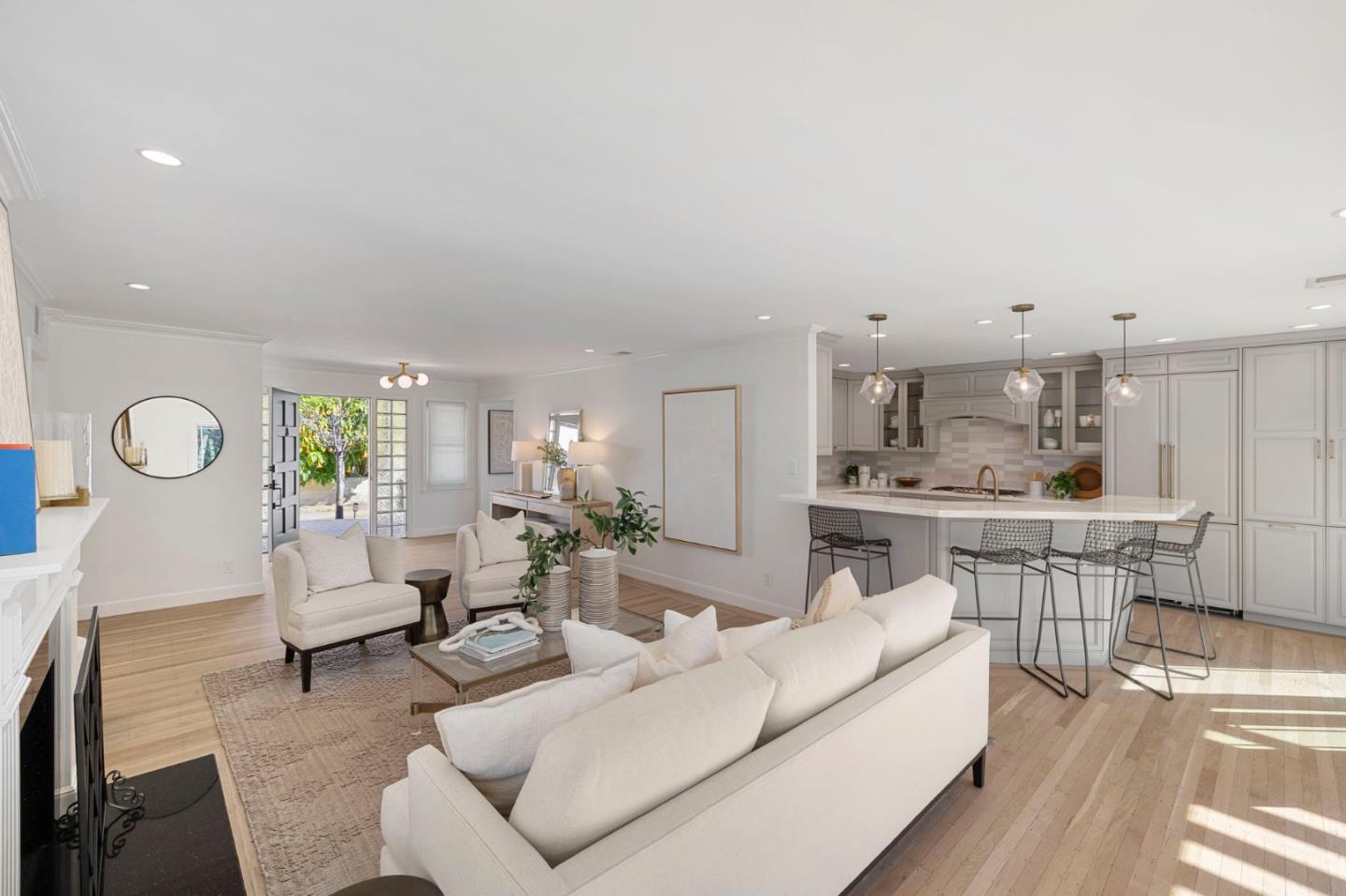 6 El Sereno Drive