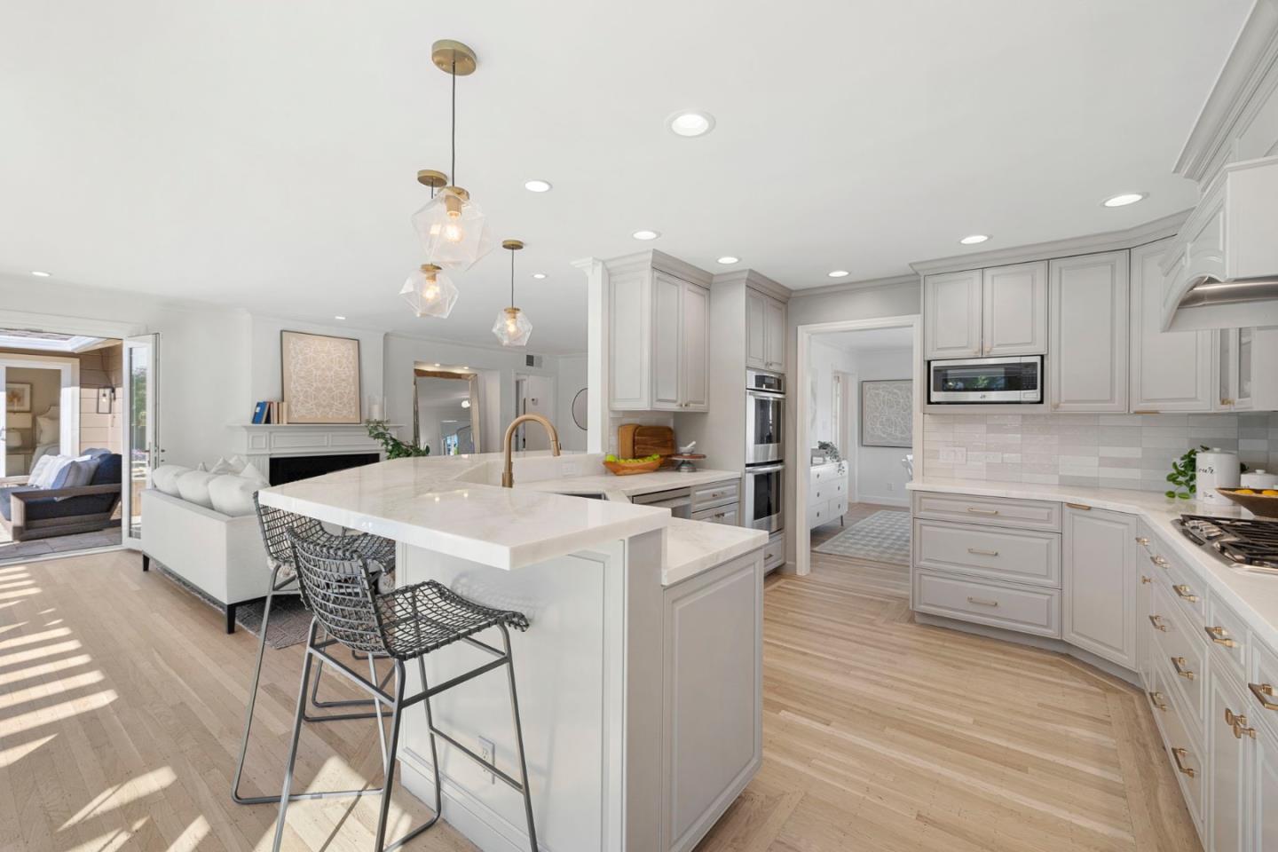 6 El Sereno Drive