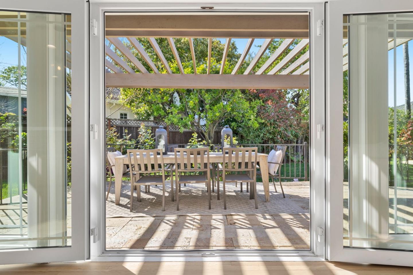 6 El Sereno Drive