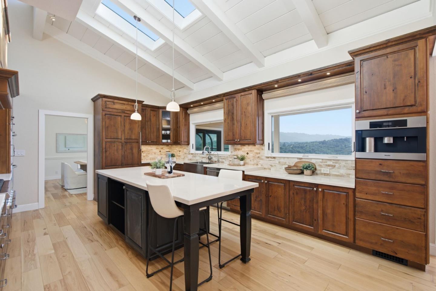 1322 Pebble Drive