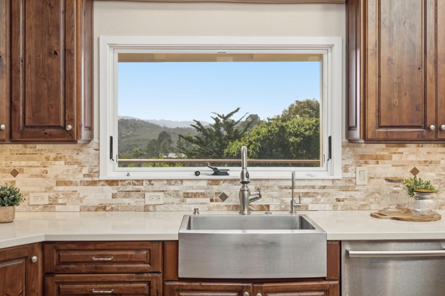 1322 Pebble Drive