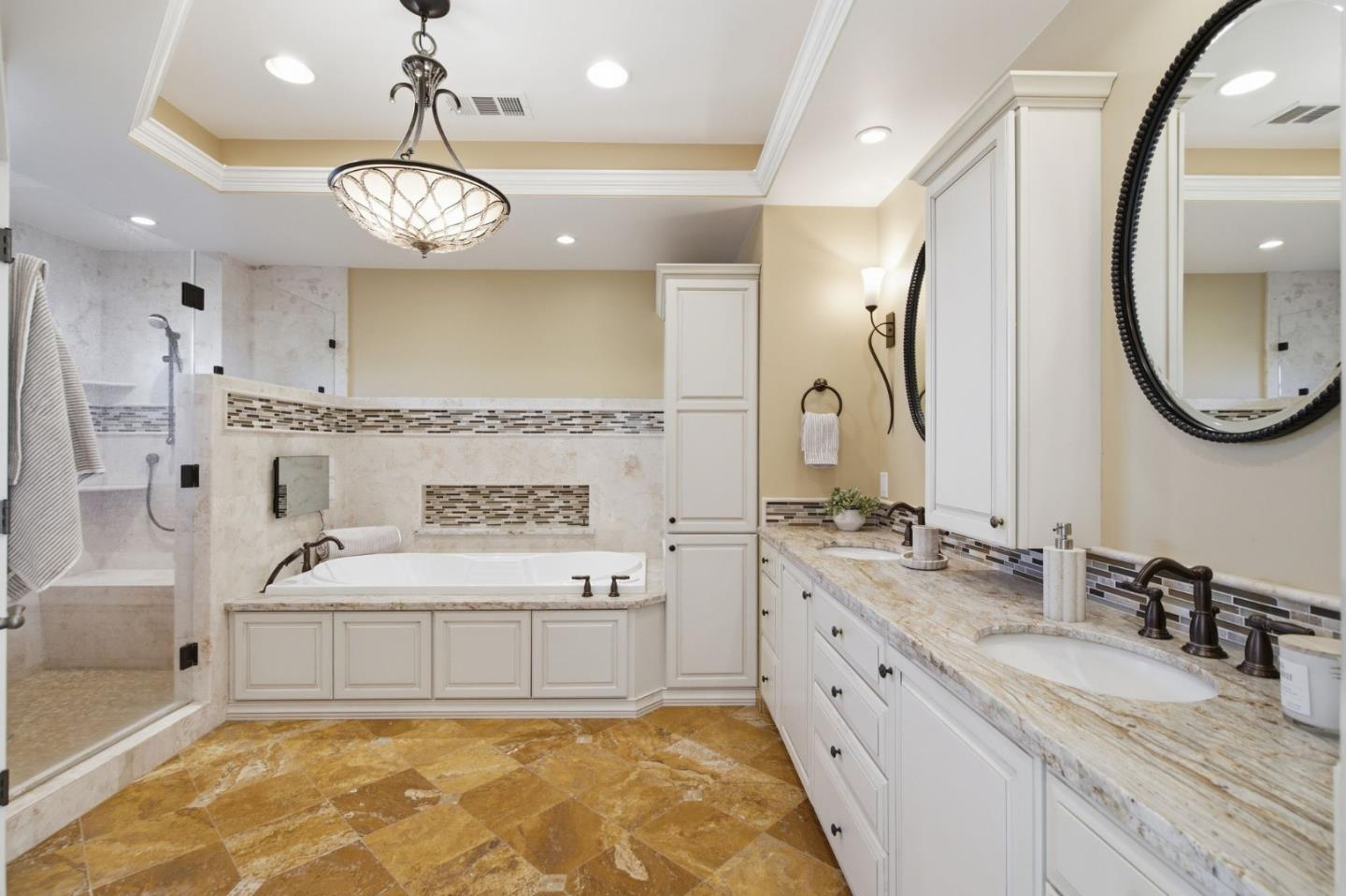1322 Pebble Drive