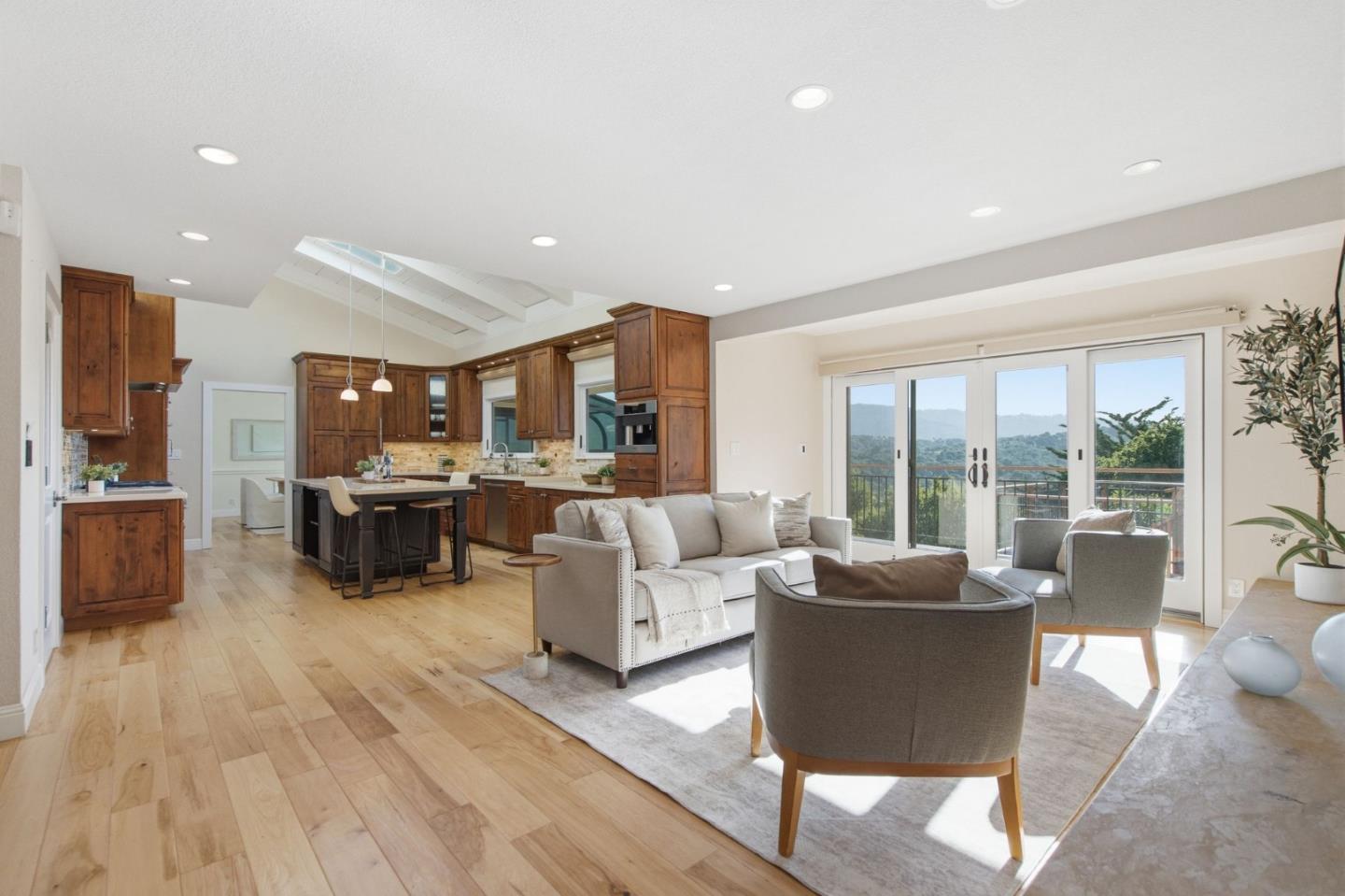 1322 Pebble Drive