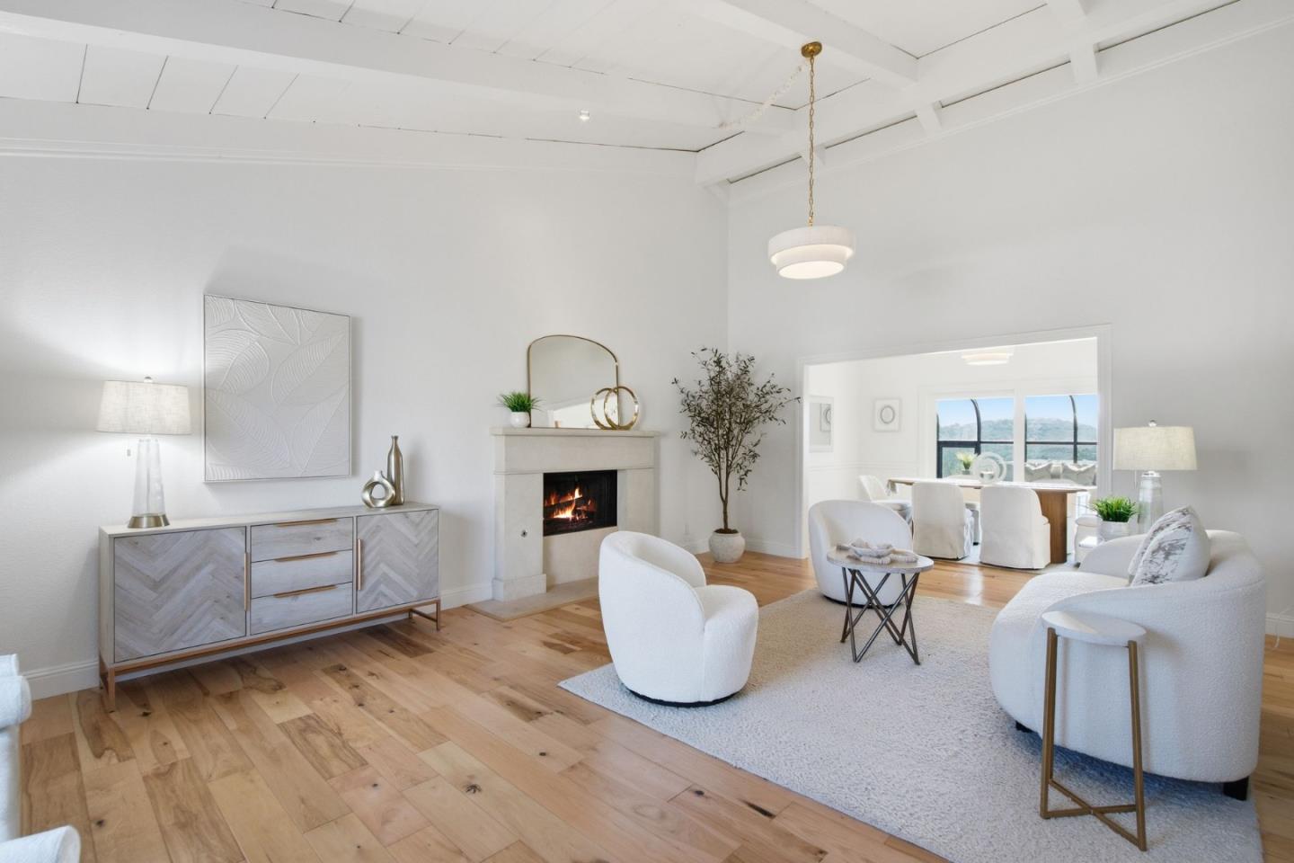 1322 Pebble Drive