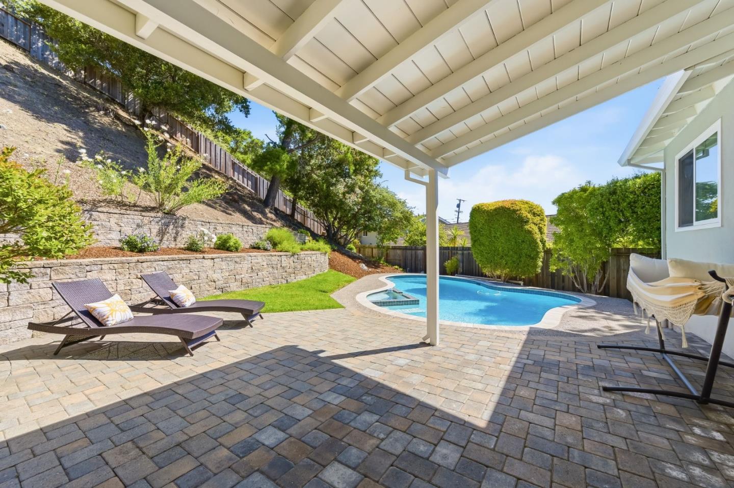 2404 Melendy Drive
