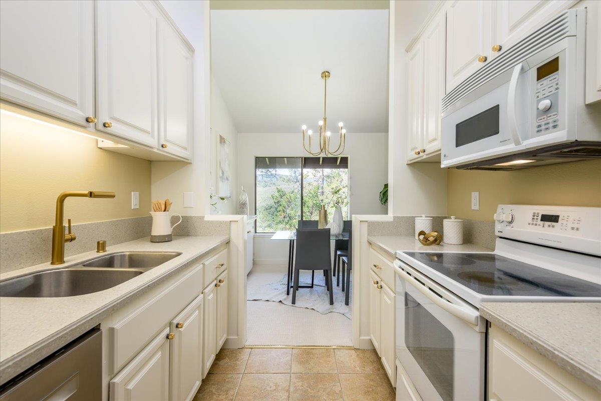 3366 Brittan AVE 15