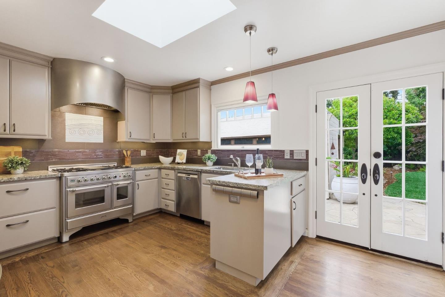 1022 Walnut Street