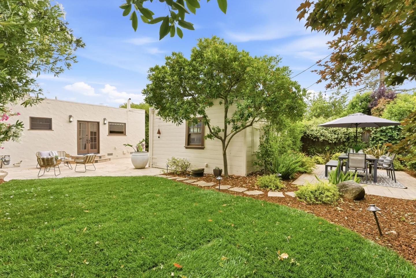1022 Walnut Street
