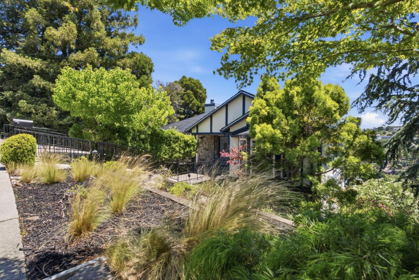 179 Bay View Drive