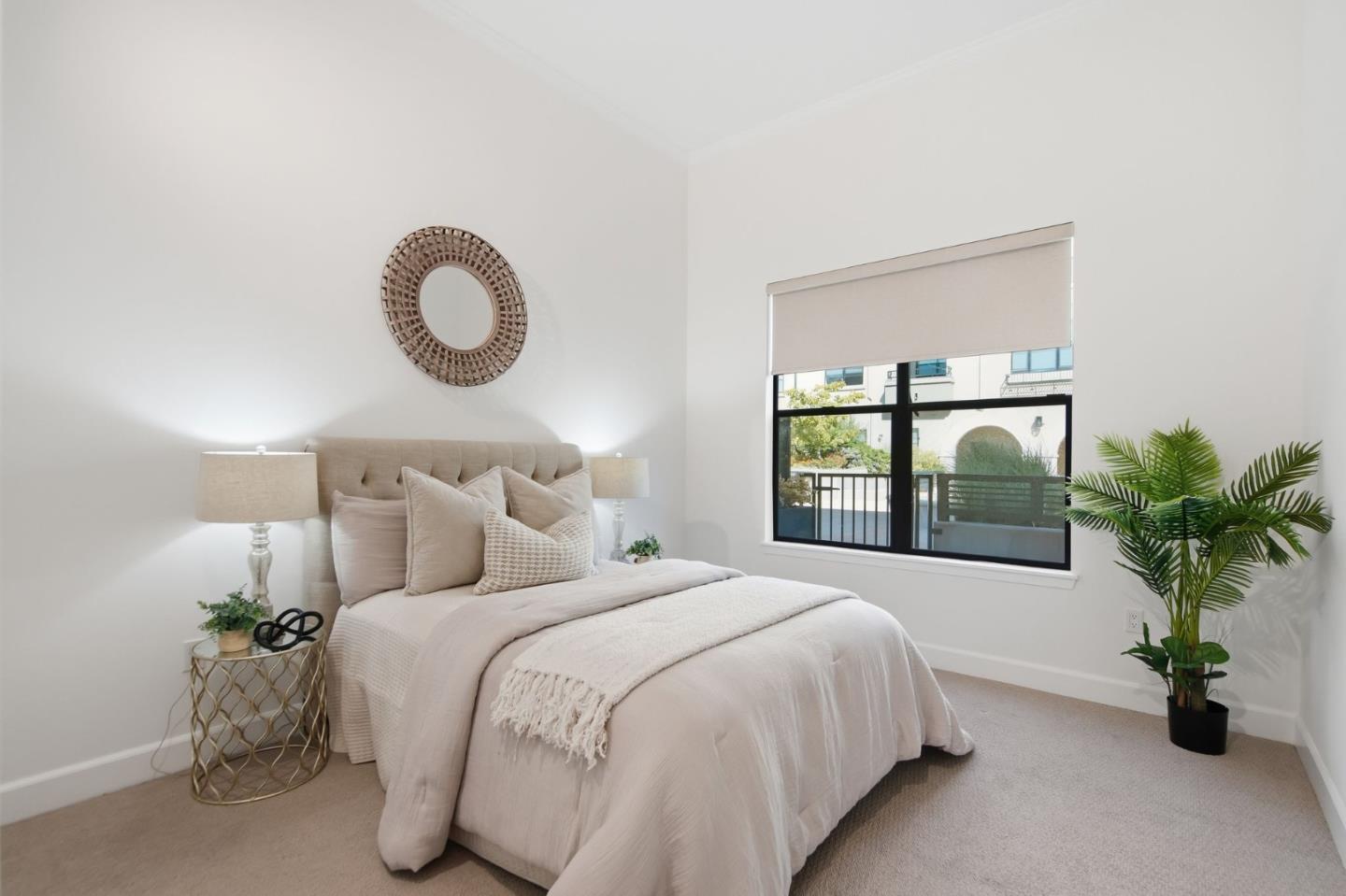 1001 Laurel ST 113