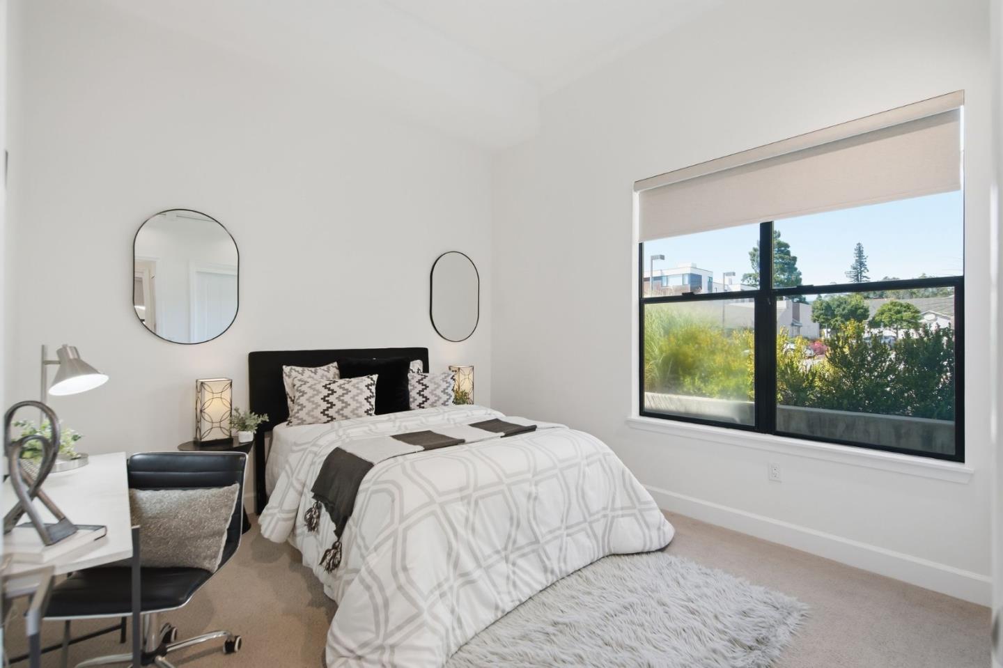 1001 Laurel ST 113