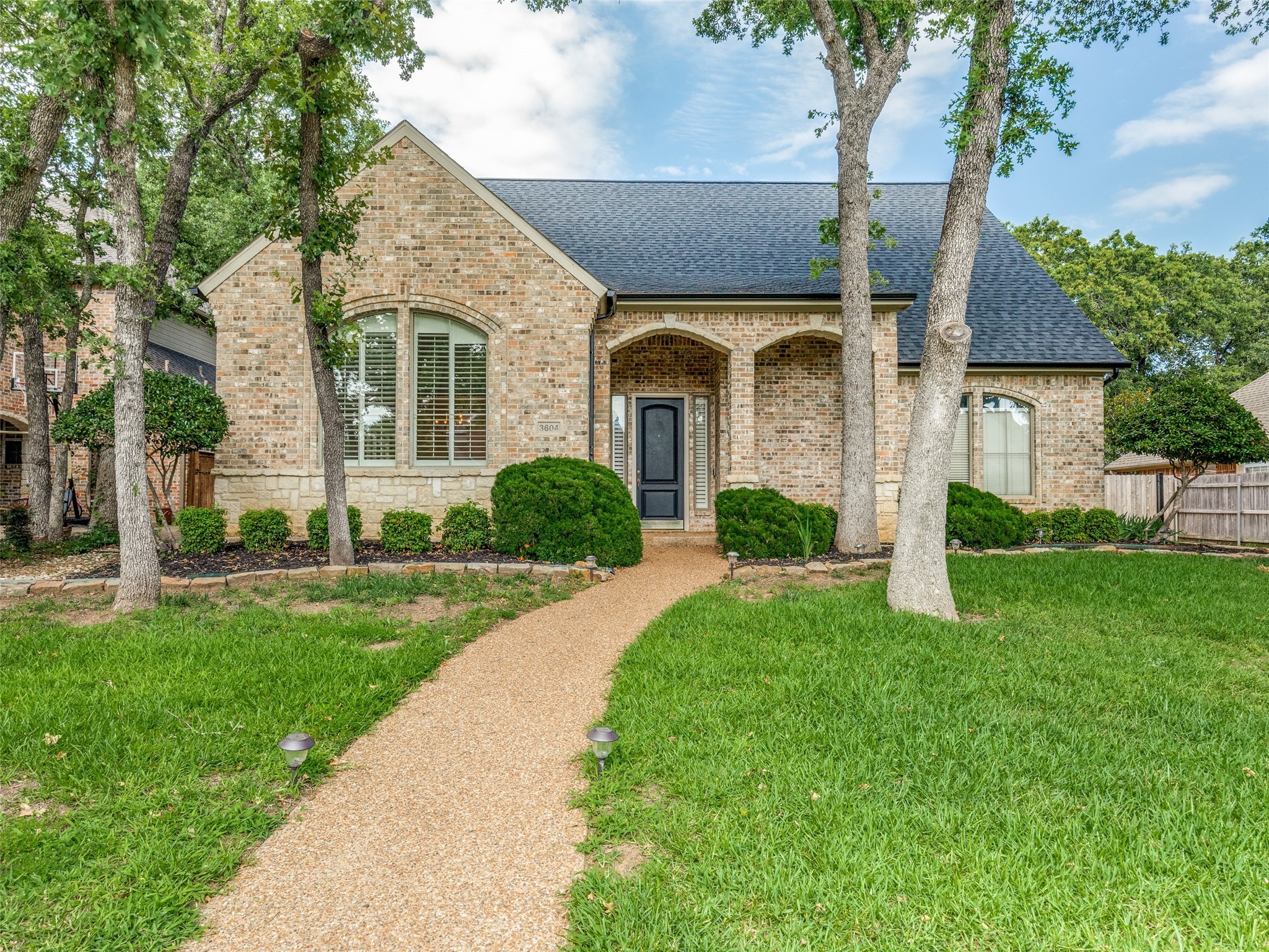 3604 Chateaux Lane