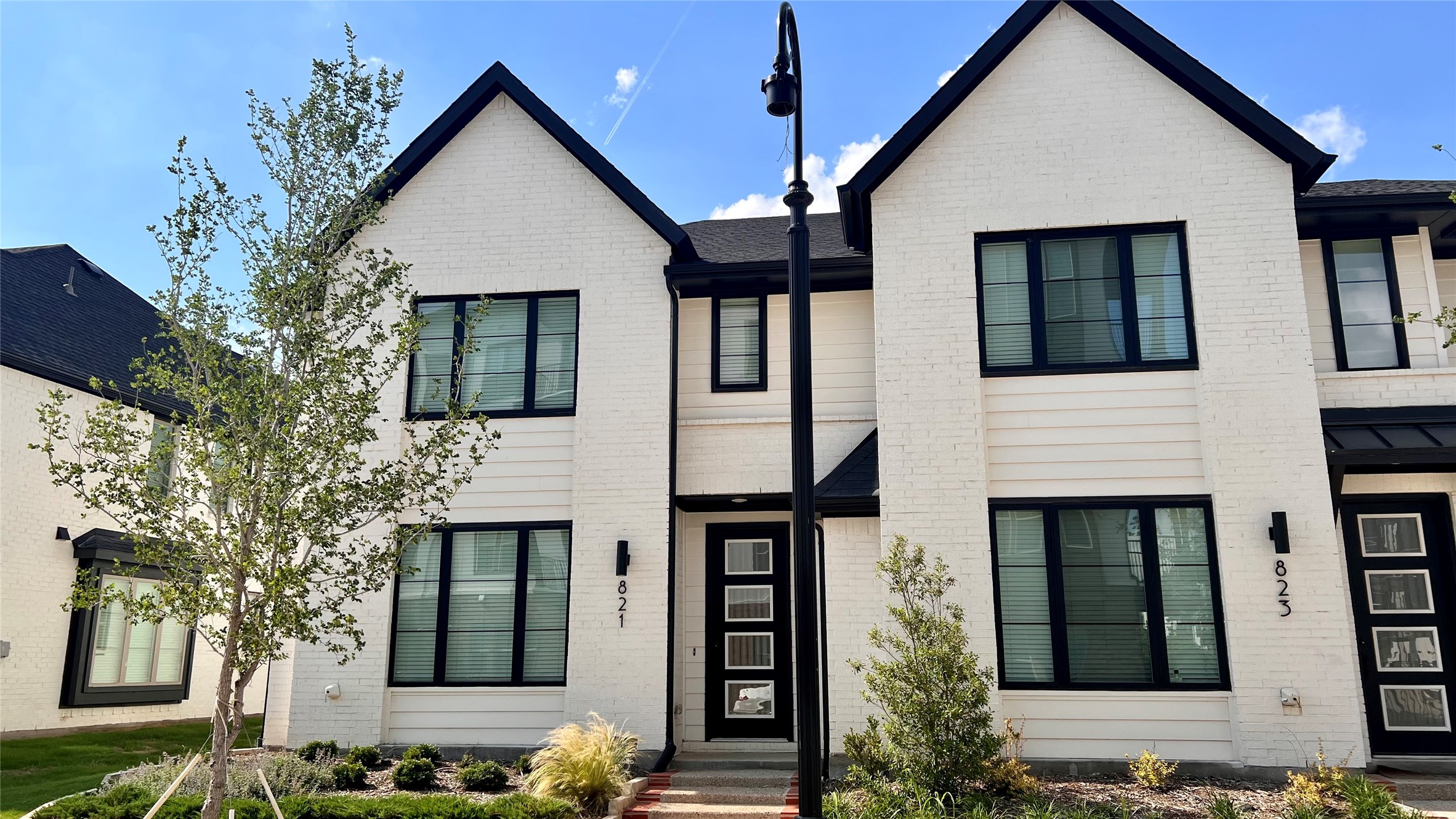 821 Crystal Oak Lane