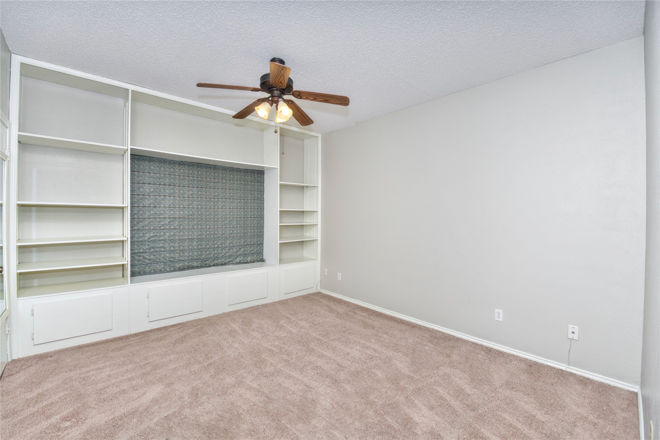 5616 Preston Oaks Road 1606