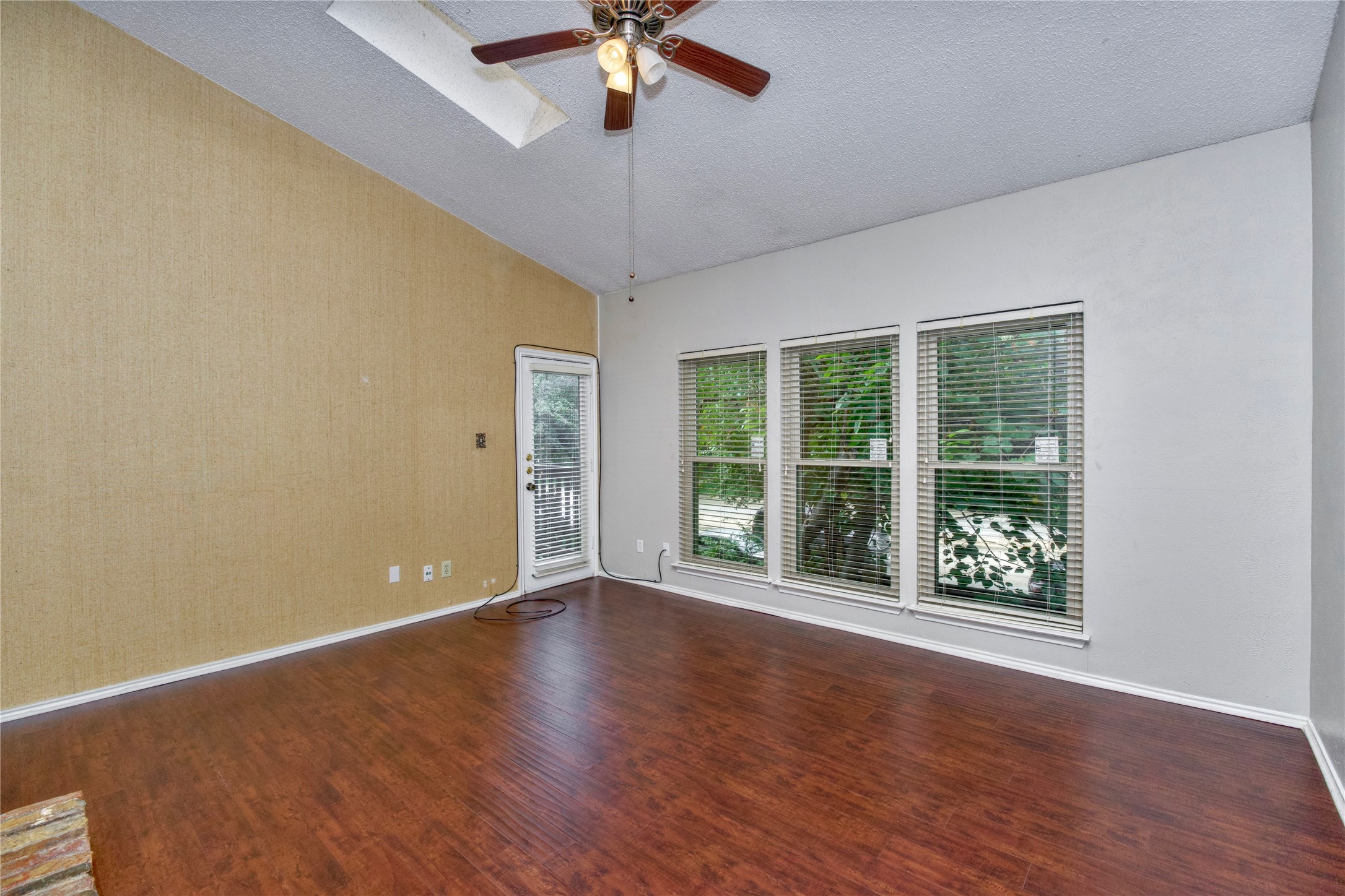 5616 Preston Oaks Road 1606