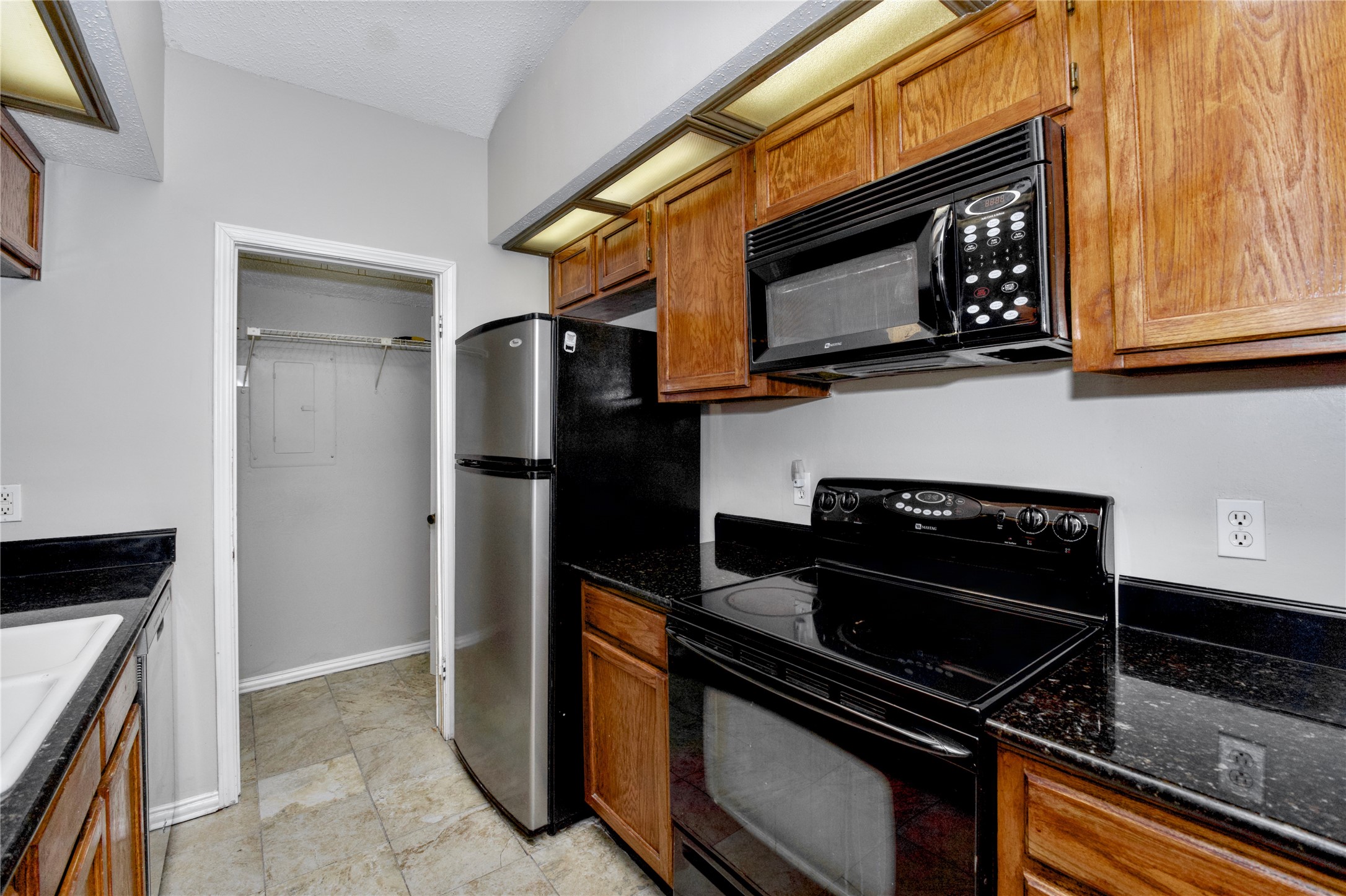 5616 Preston Oaks Road 1606