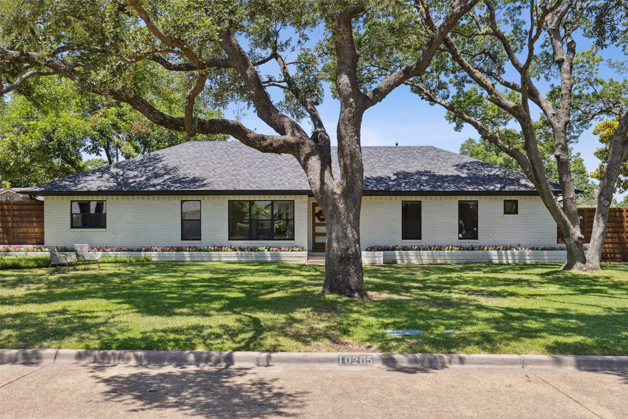 10265 Sherbrook Lane
