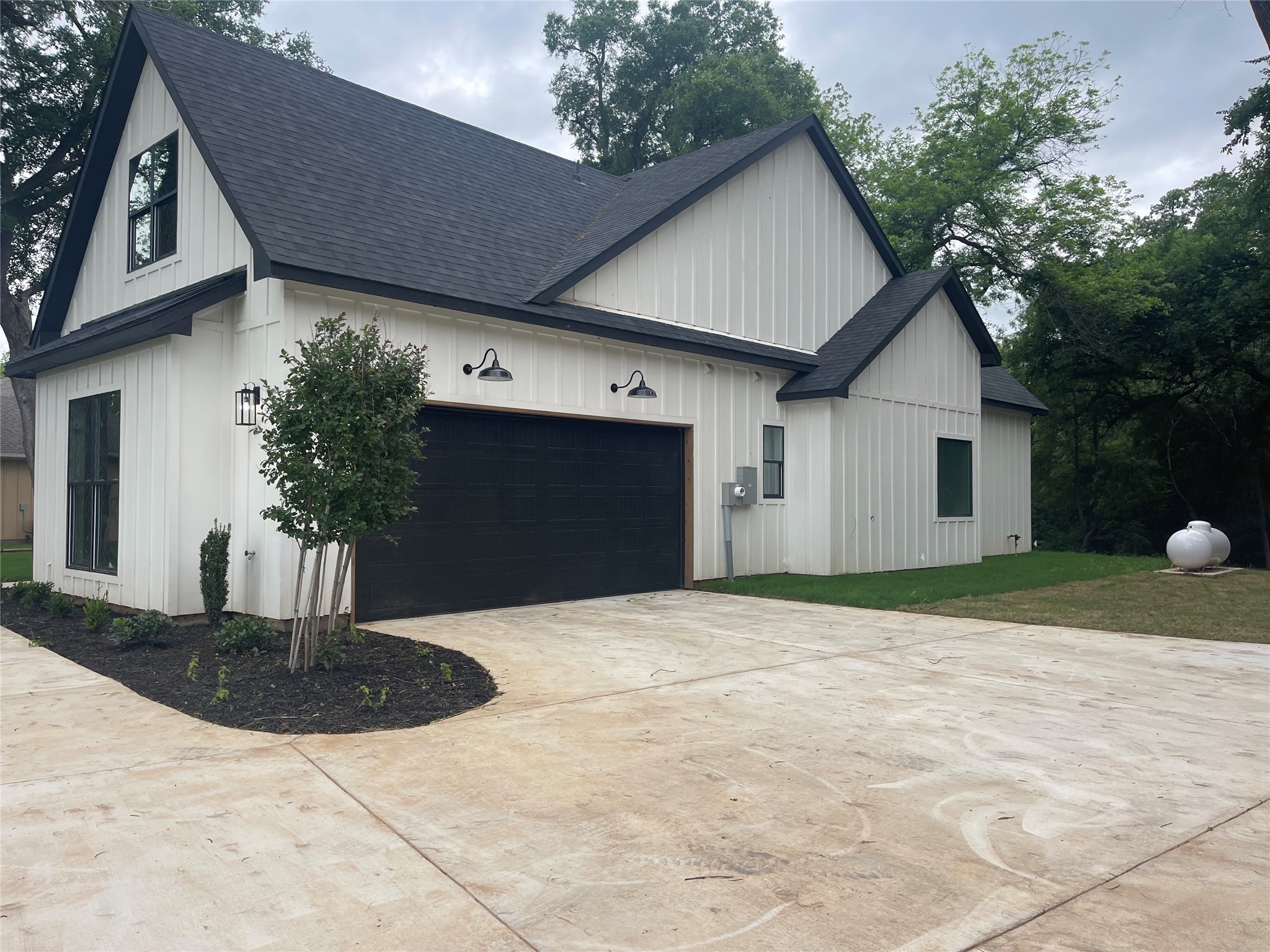 1114 County Road 337