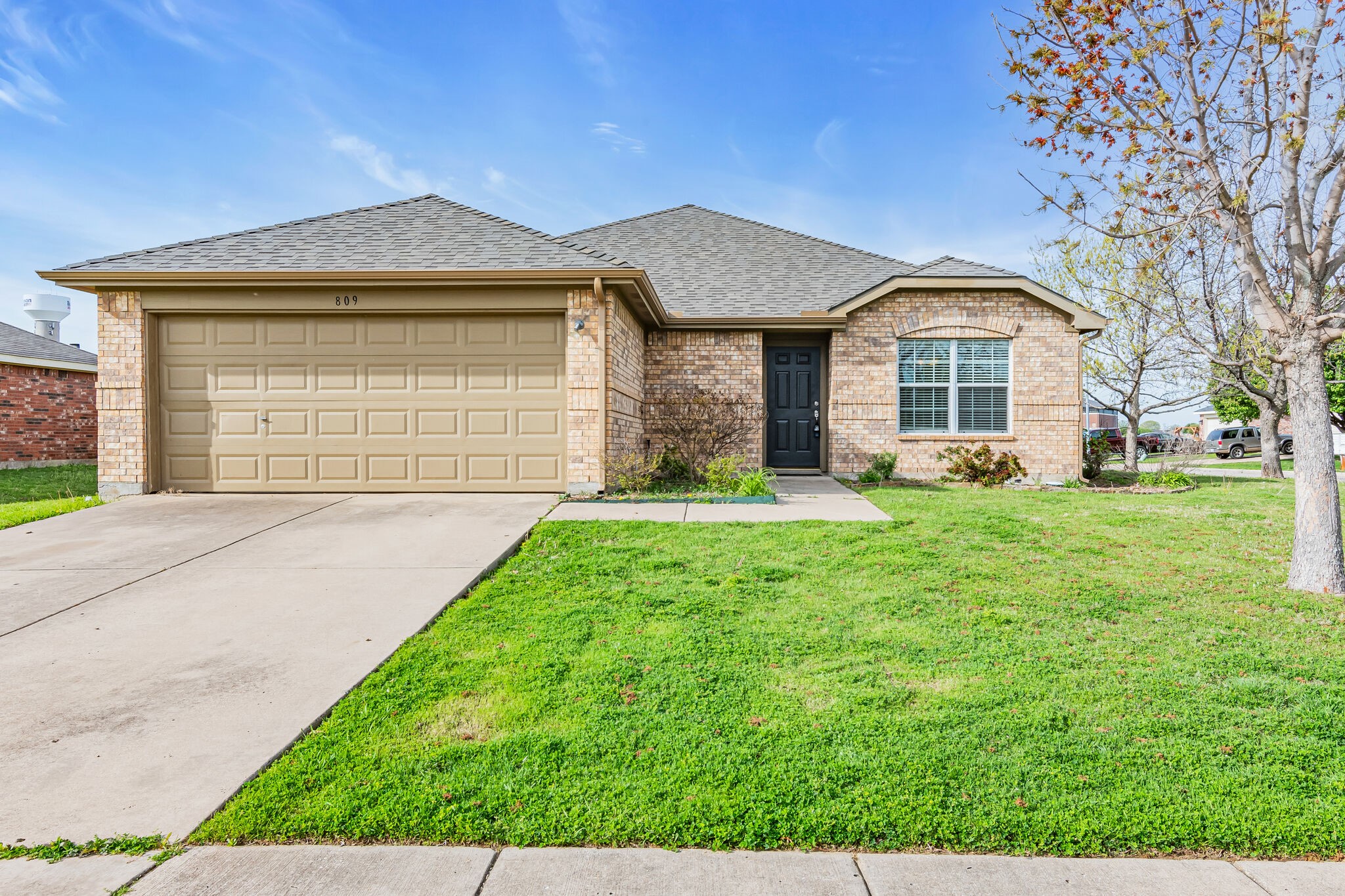 809 Canyon Cove Drive