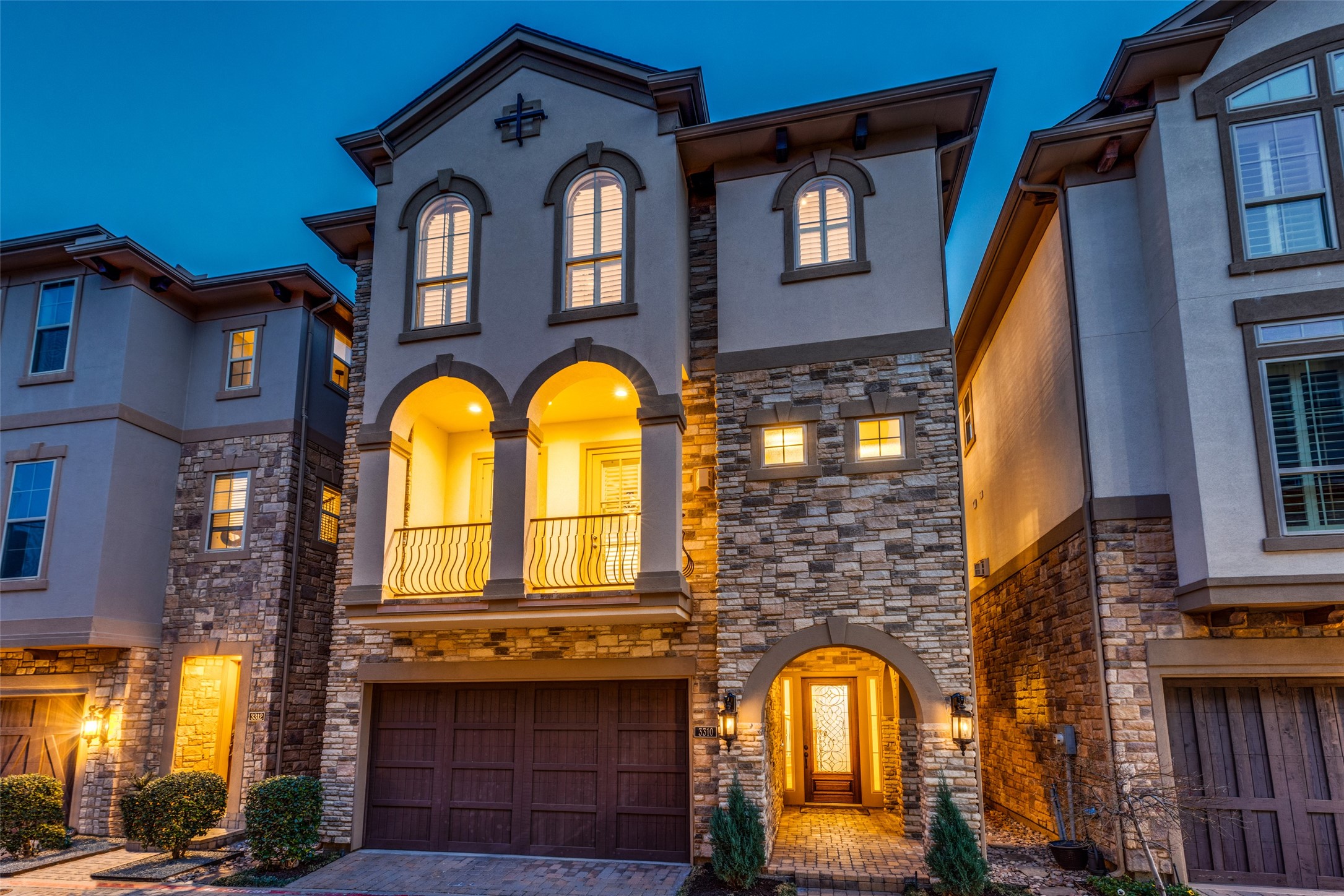 3310 Hall Court