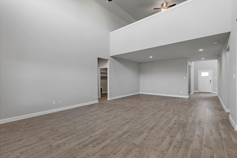 325 CONNER Circle