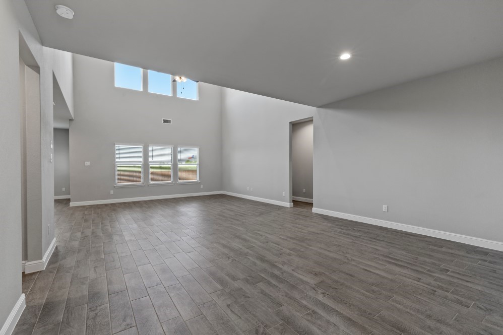 325 CONNER Circle