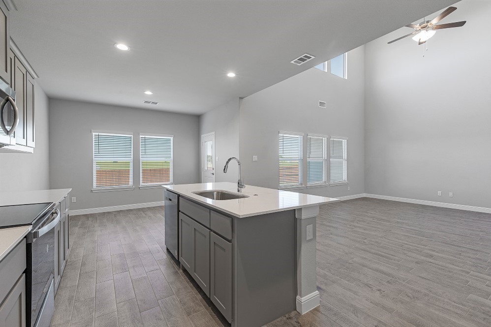 325 CONNER Circle