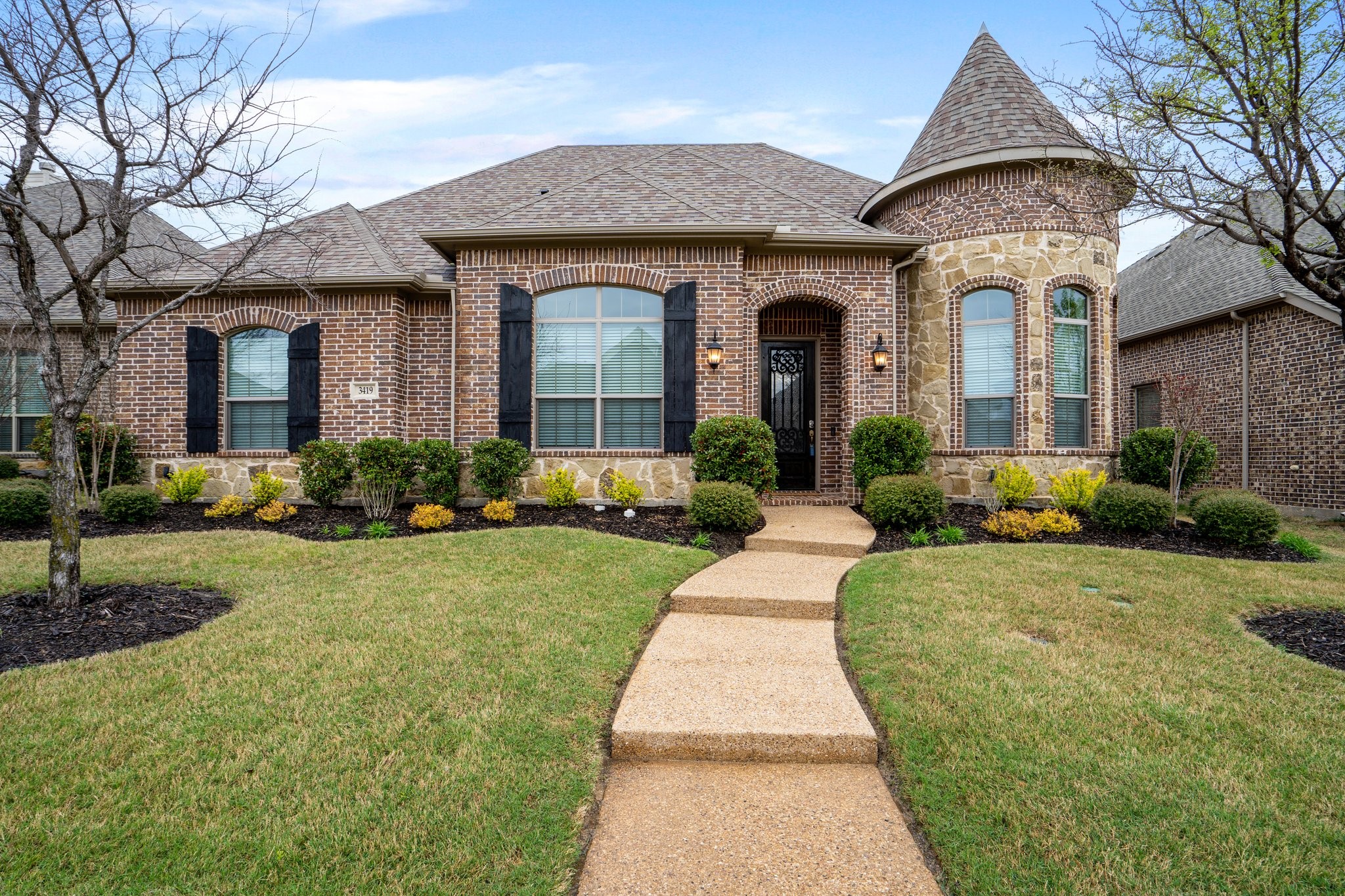 3419 Meadowside Drive