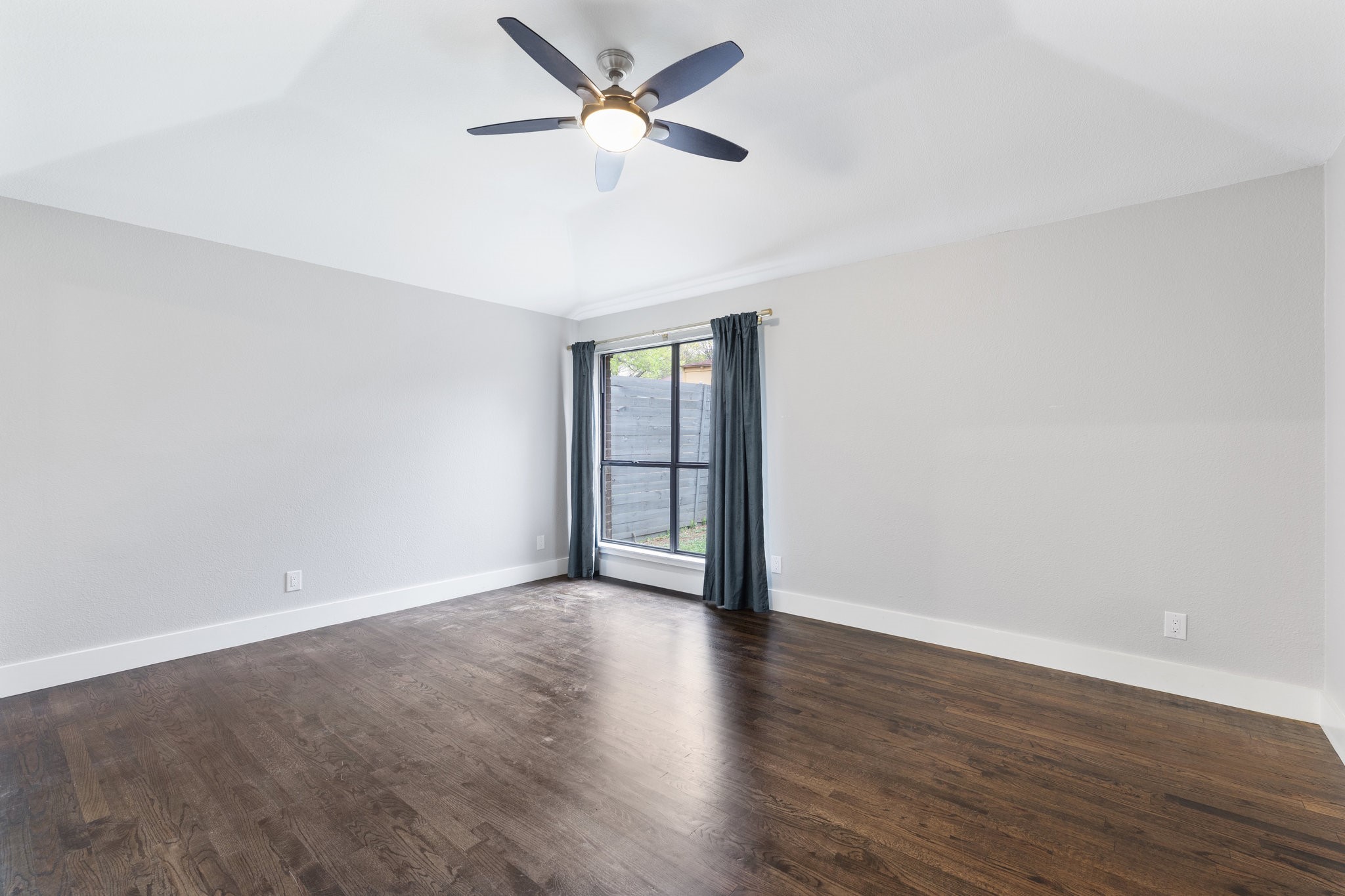 4955 Hollow Ridge Road