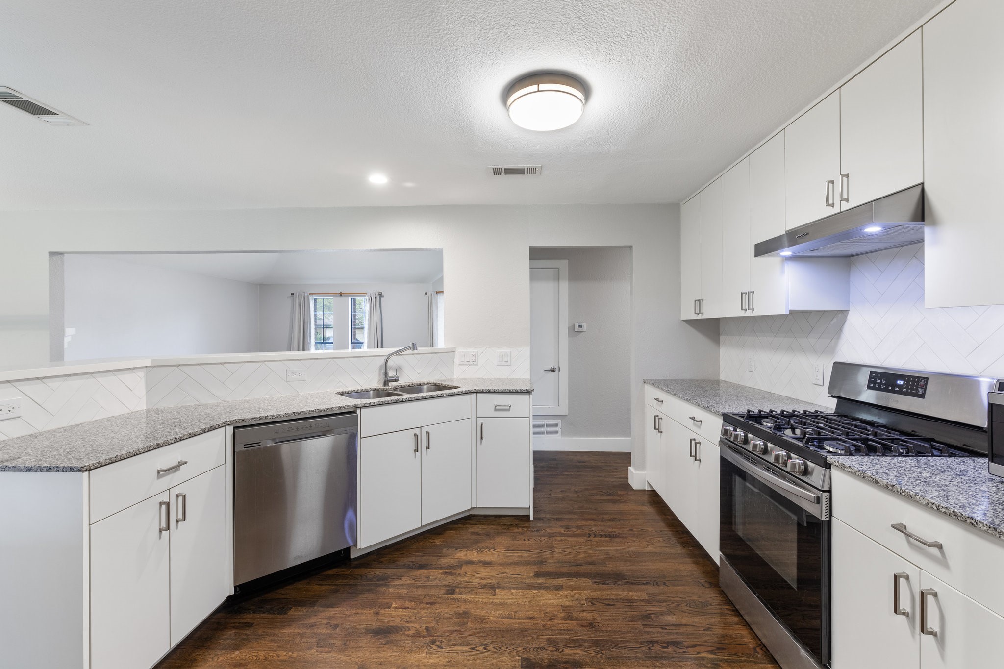 4955 Hollow Ridge Road