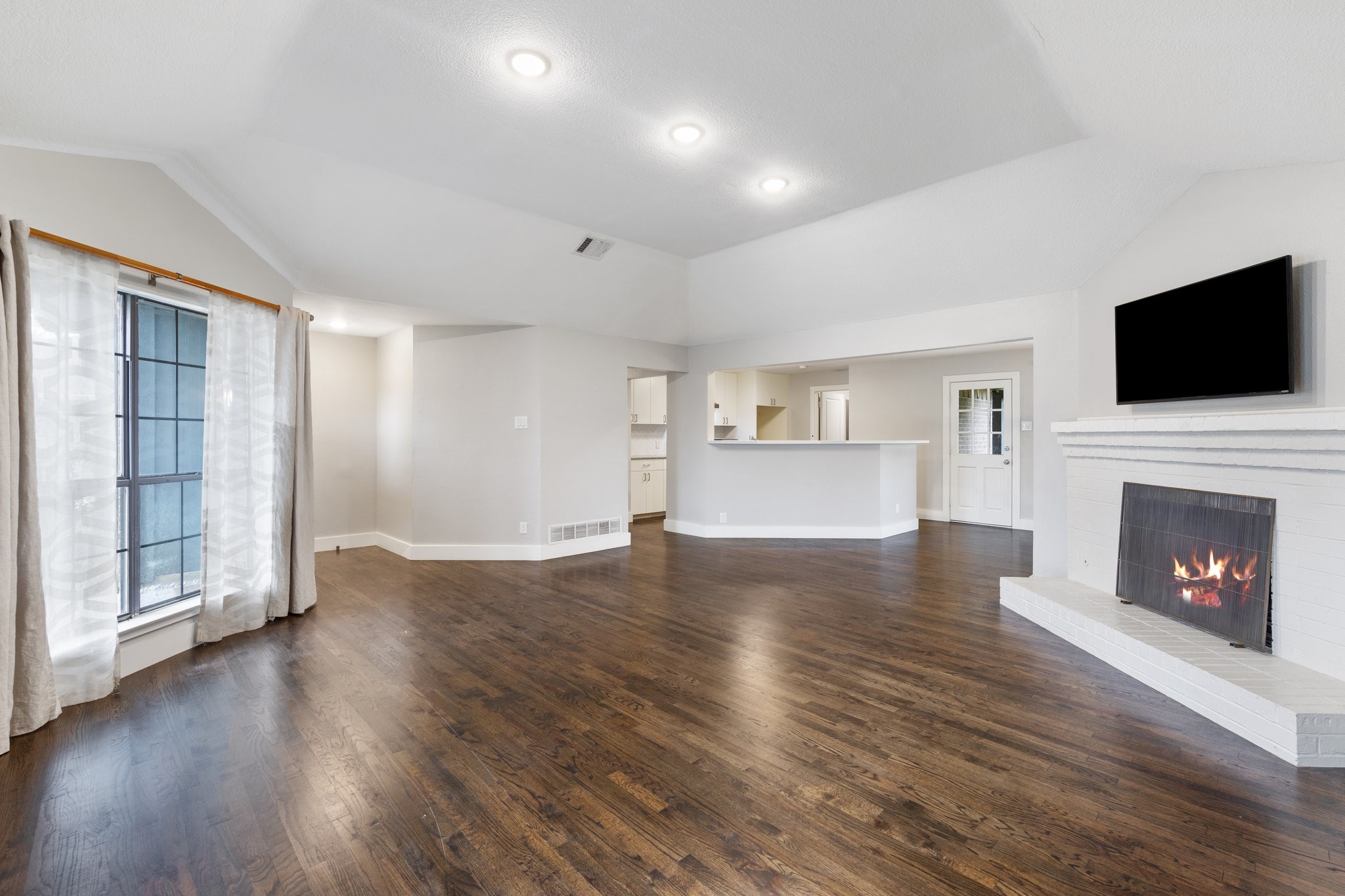 4955 Hollow Ridge Road