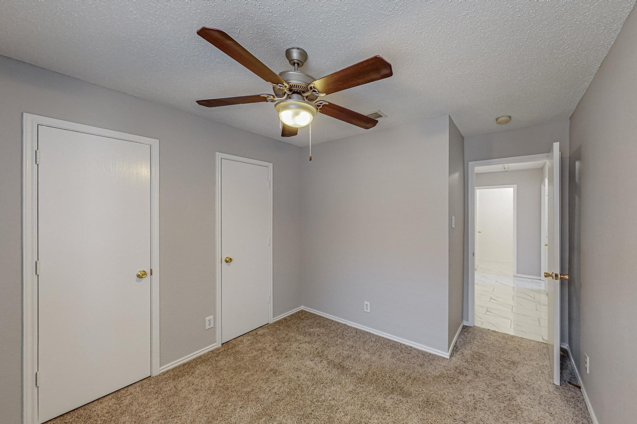1660 Crown Point Drive