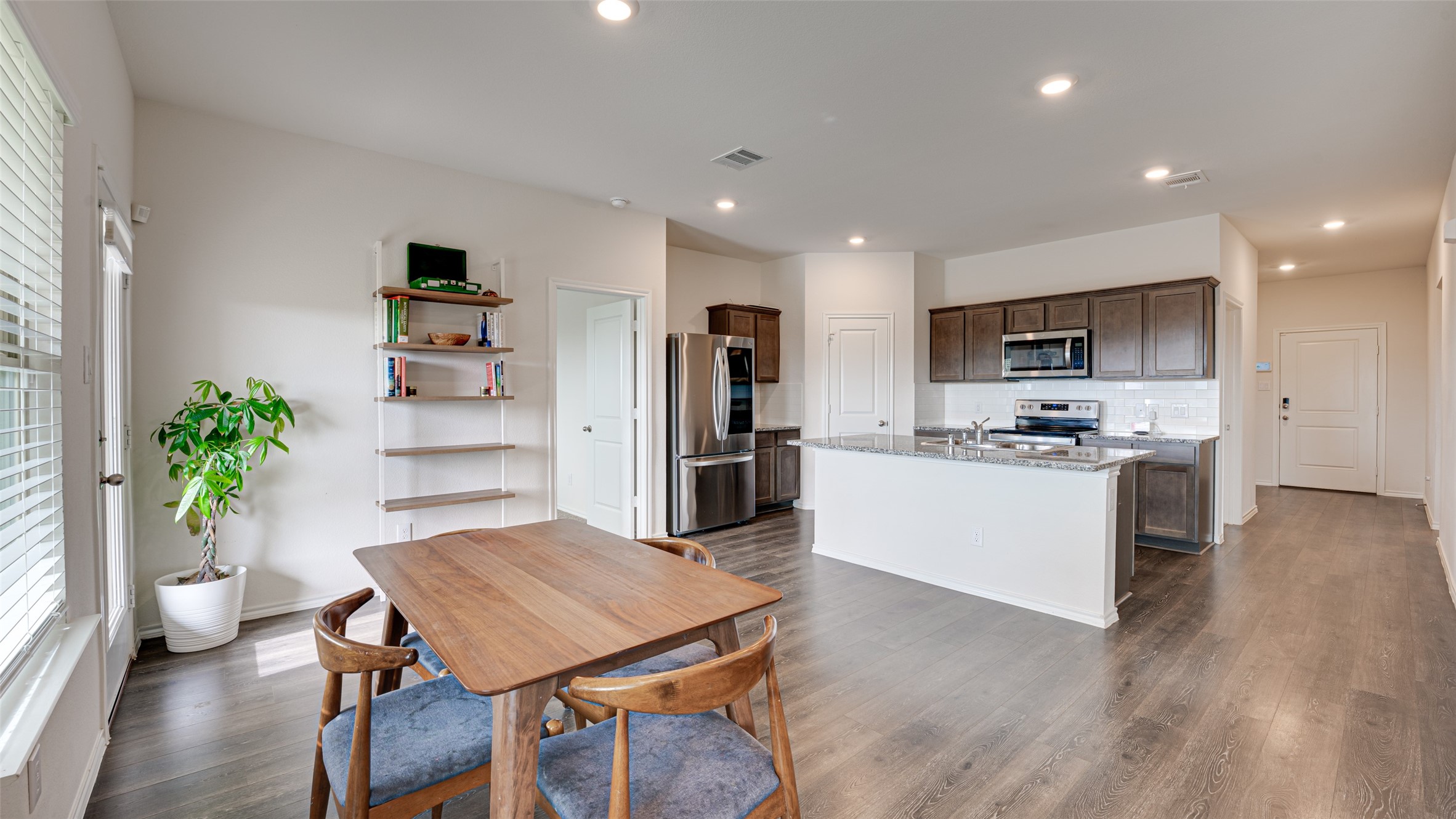 4017 Black Canyon Drive