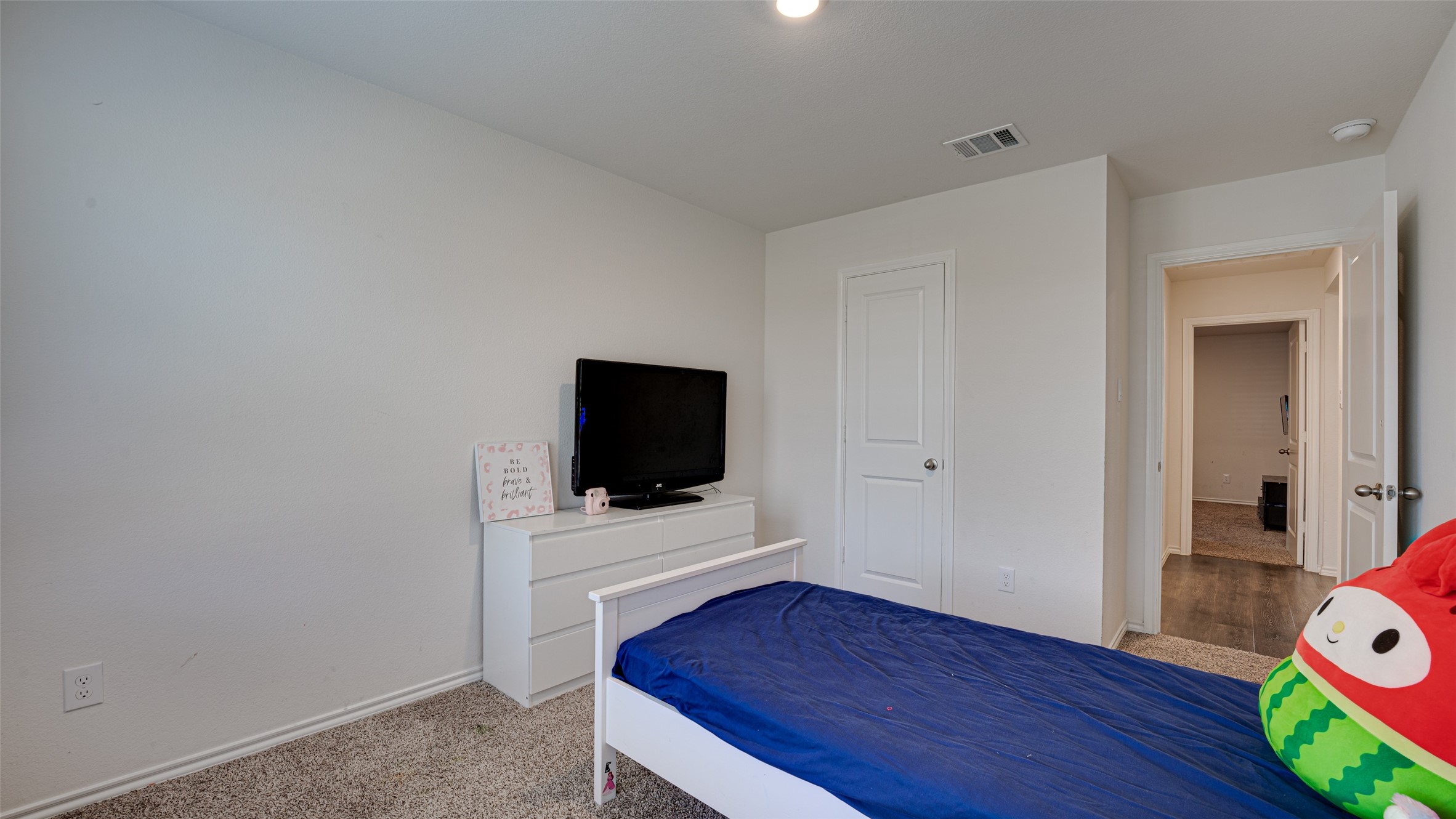 4017 Black Canyon Drive