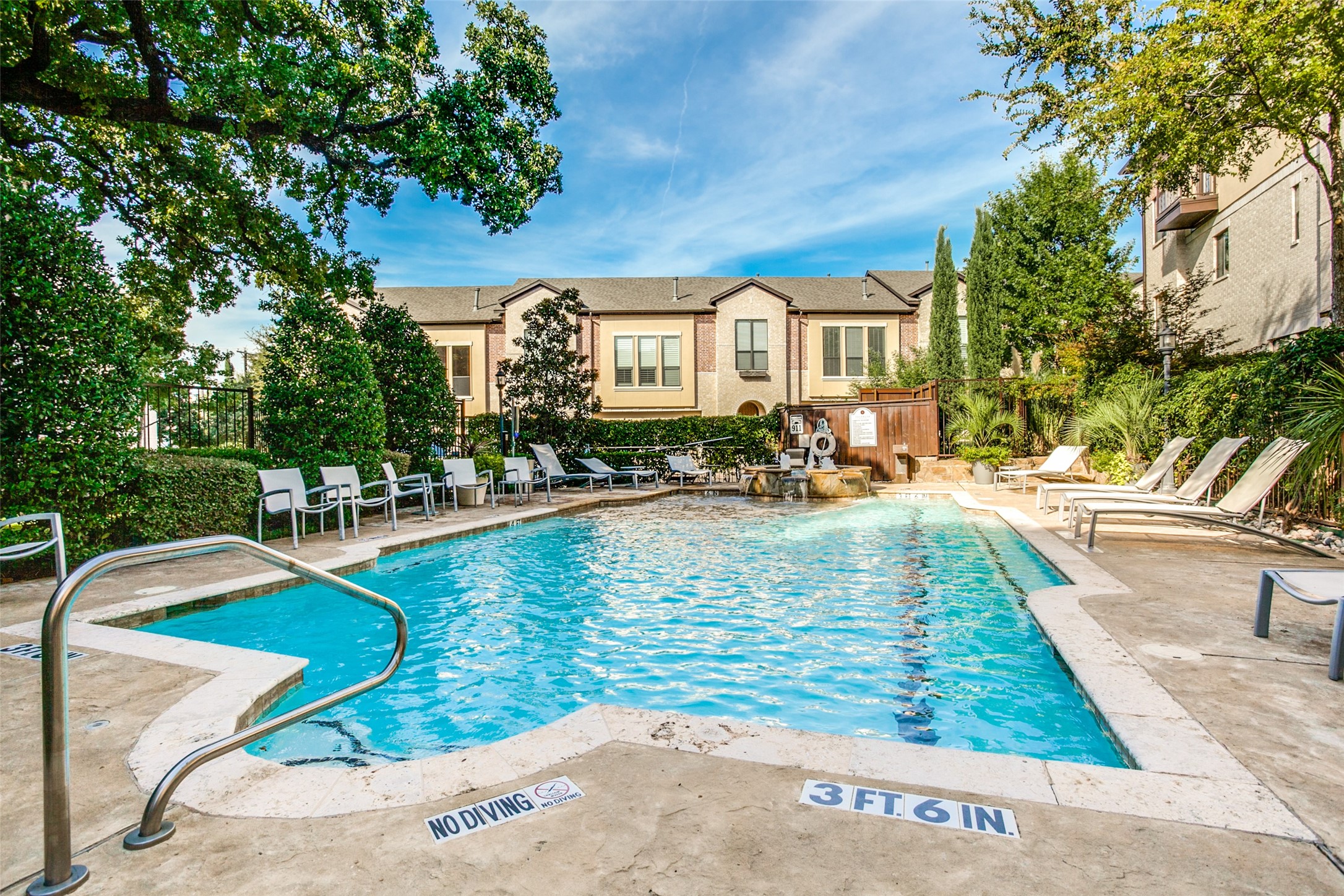 3220 Blackburn Drive