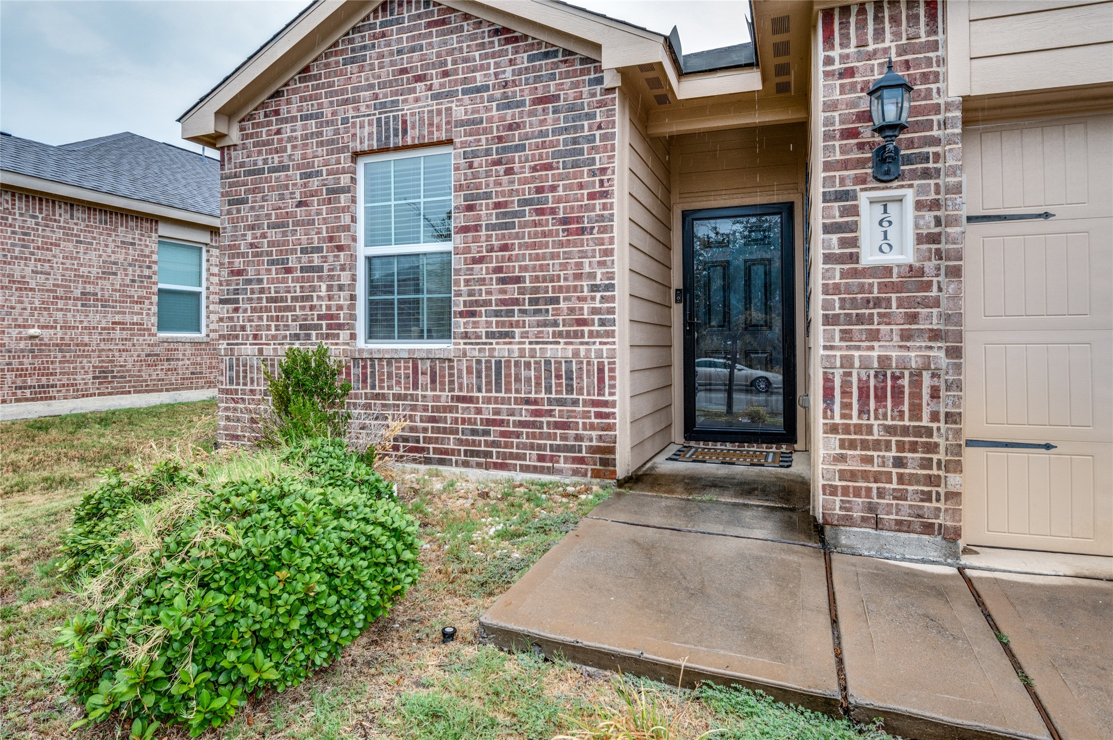 1610 Park Trails Boulevard
