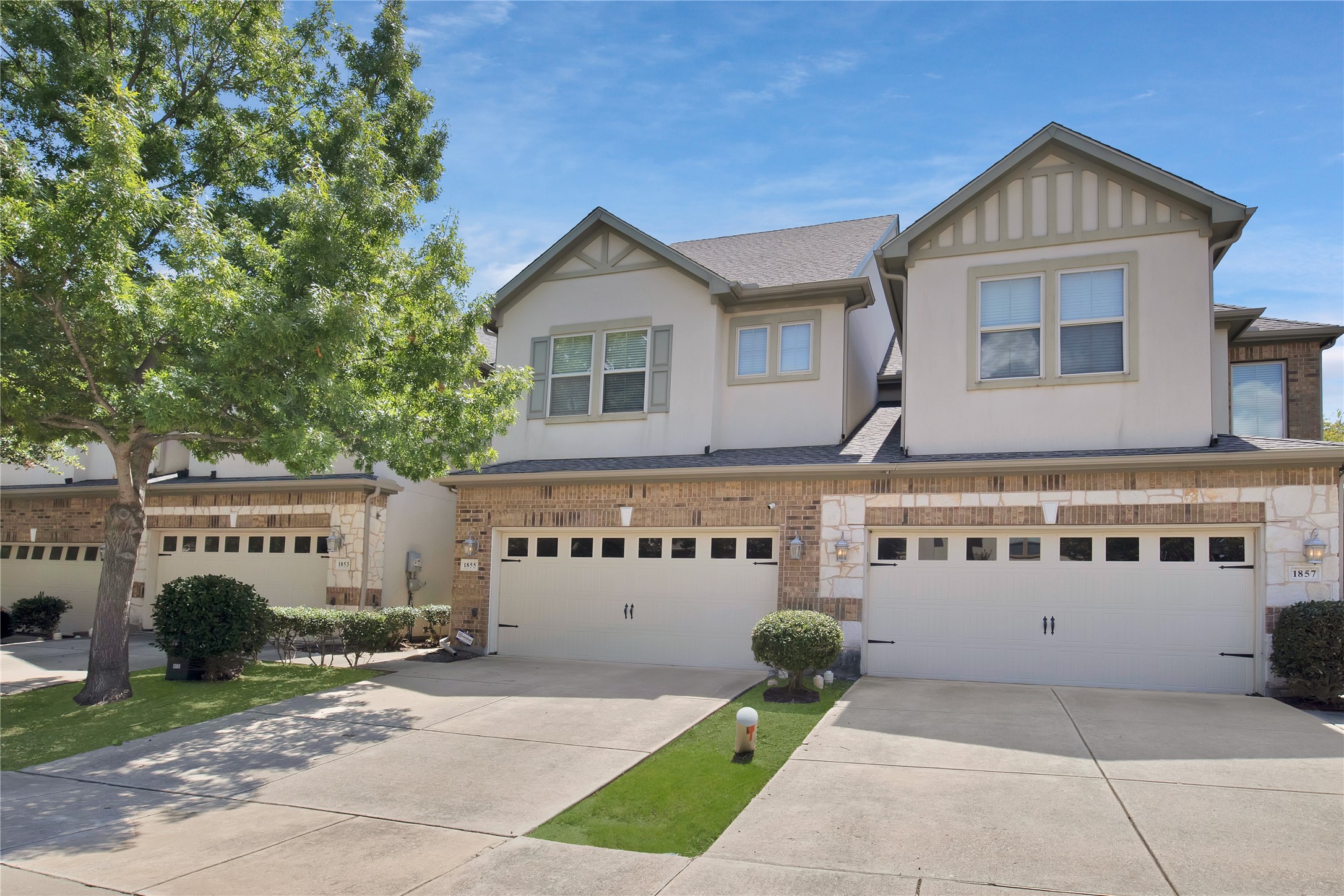 1855 Villa Drive