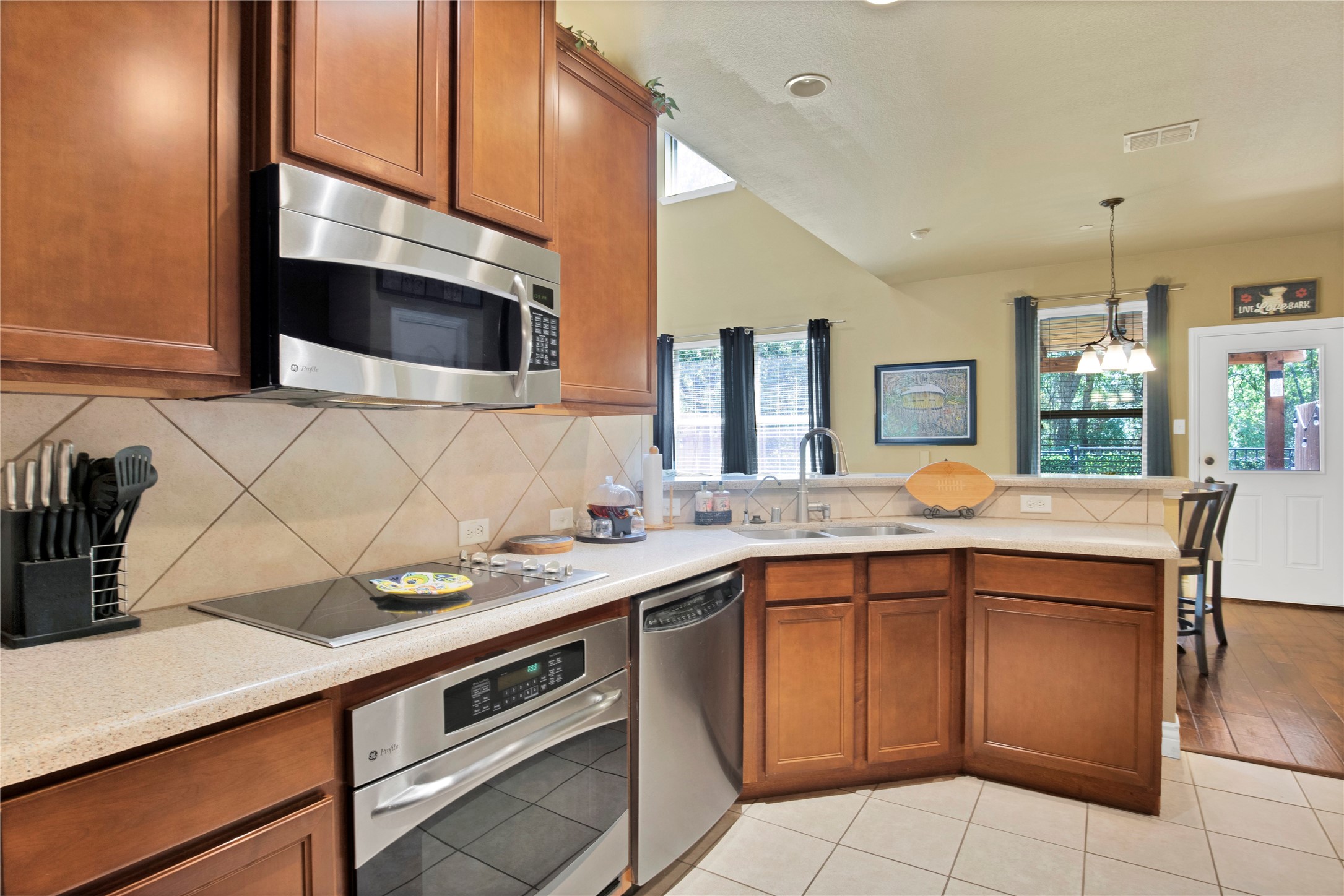 1855 Villa Drive