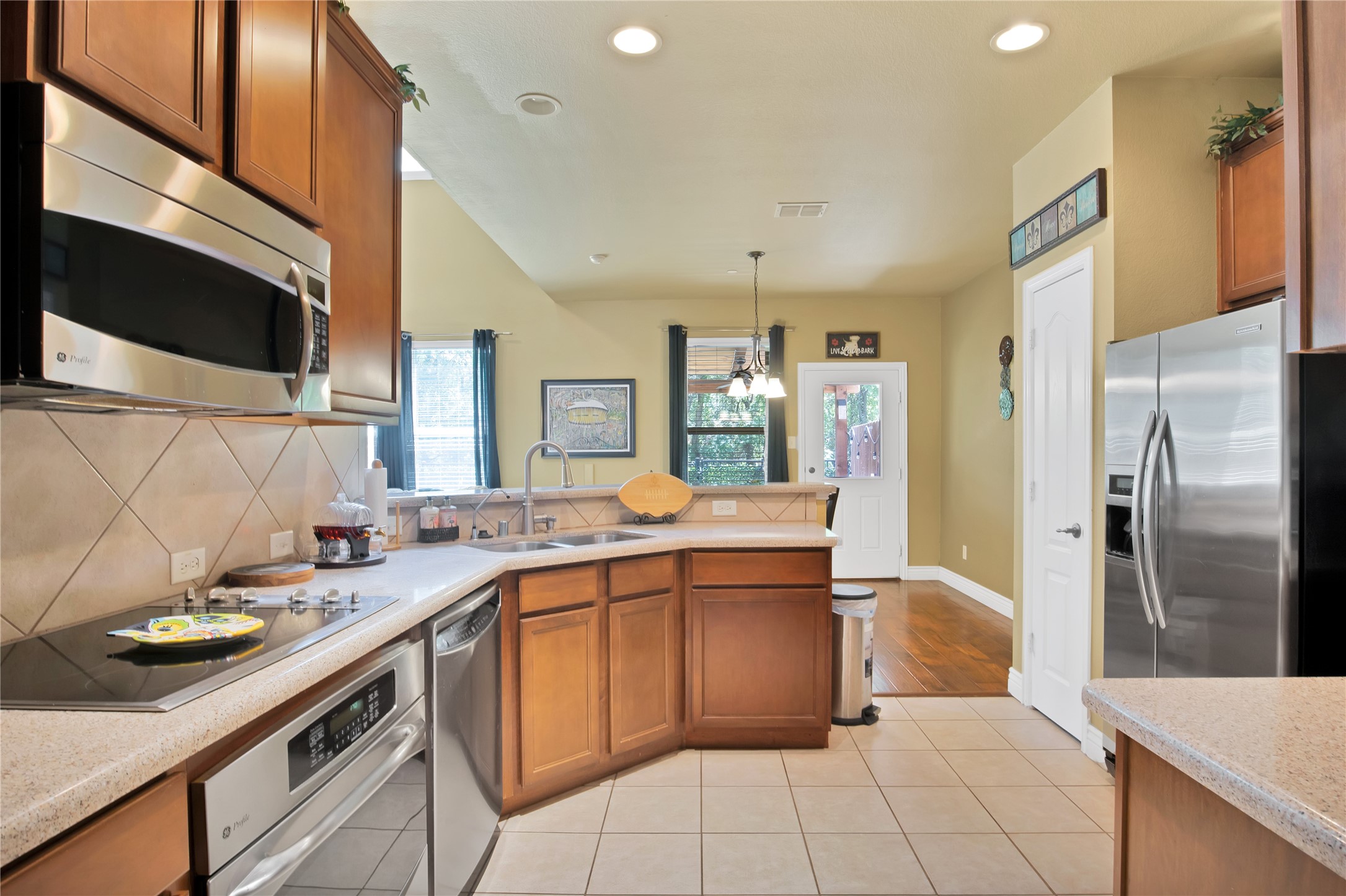 1855 Villa Drive