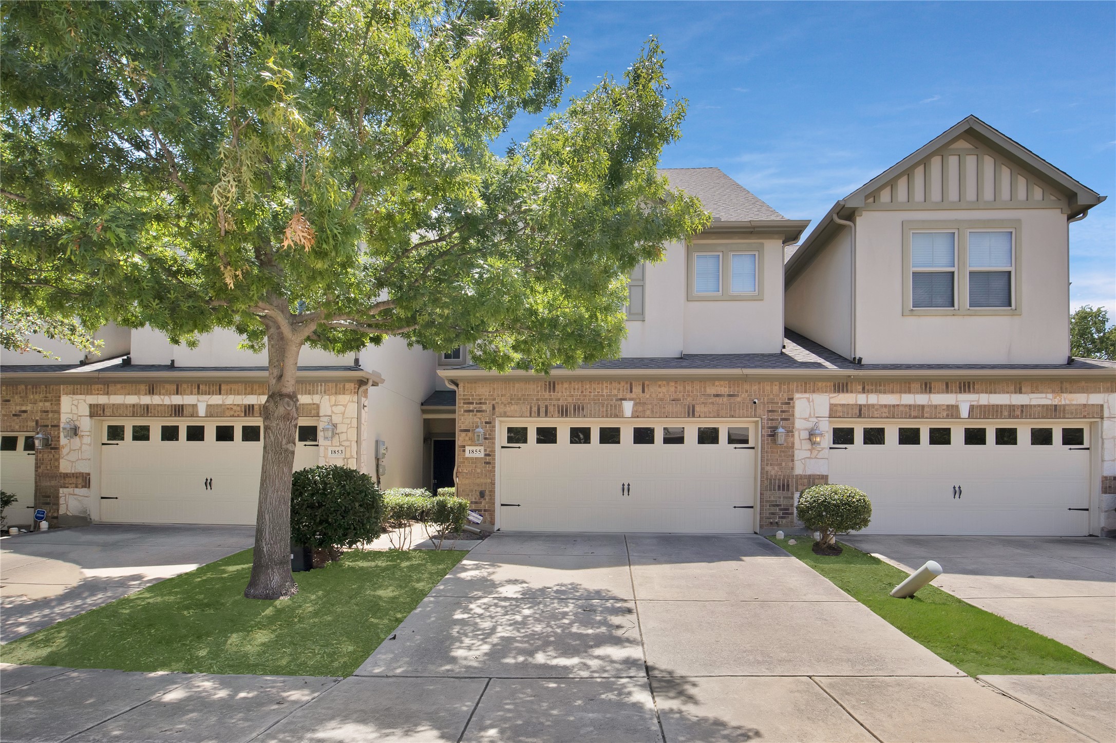 1855 Villa Drive